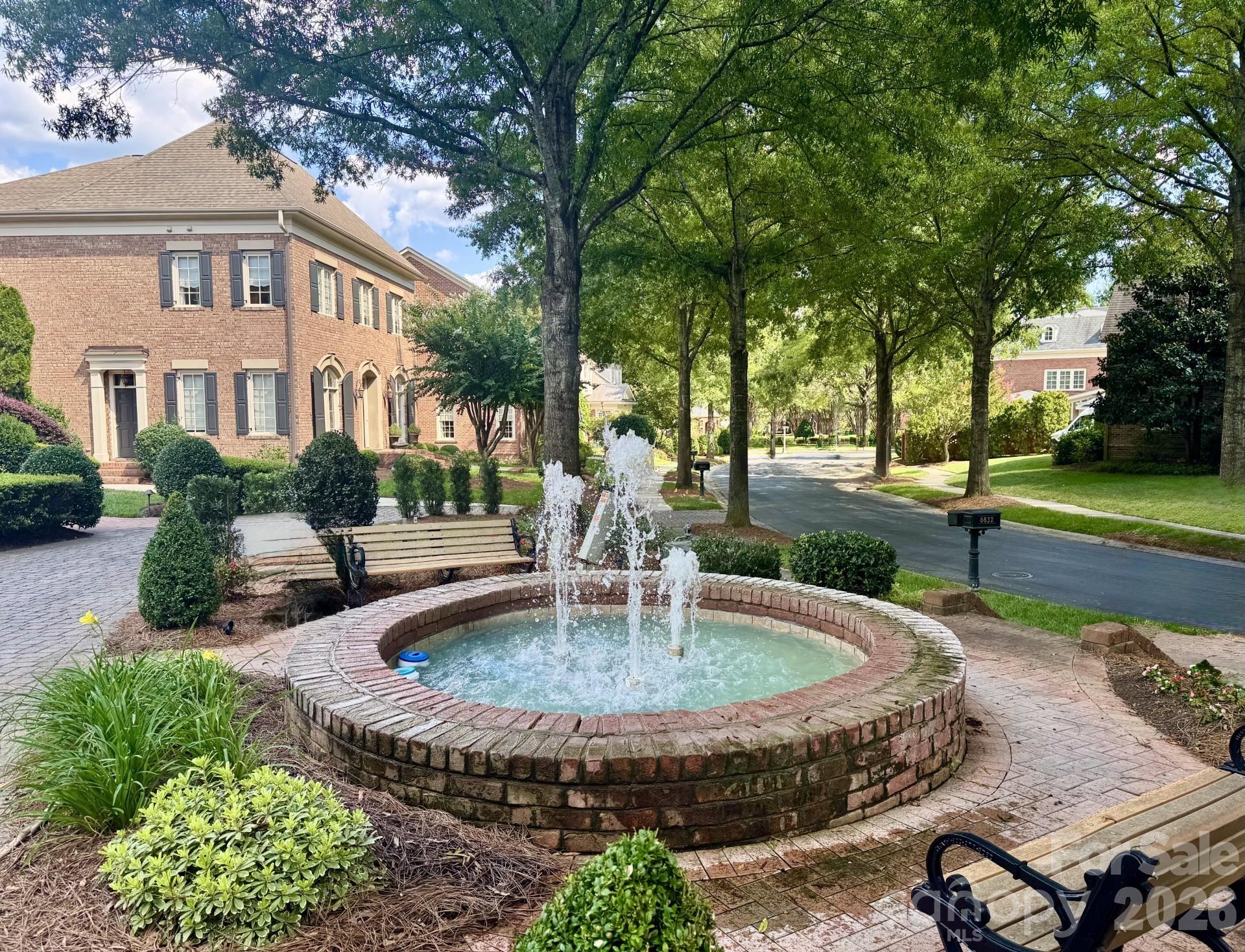 8820 Heydon Hall Circle — Charlotte