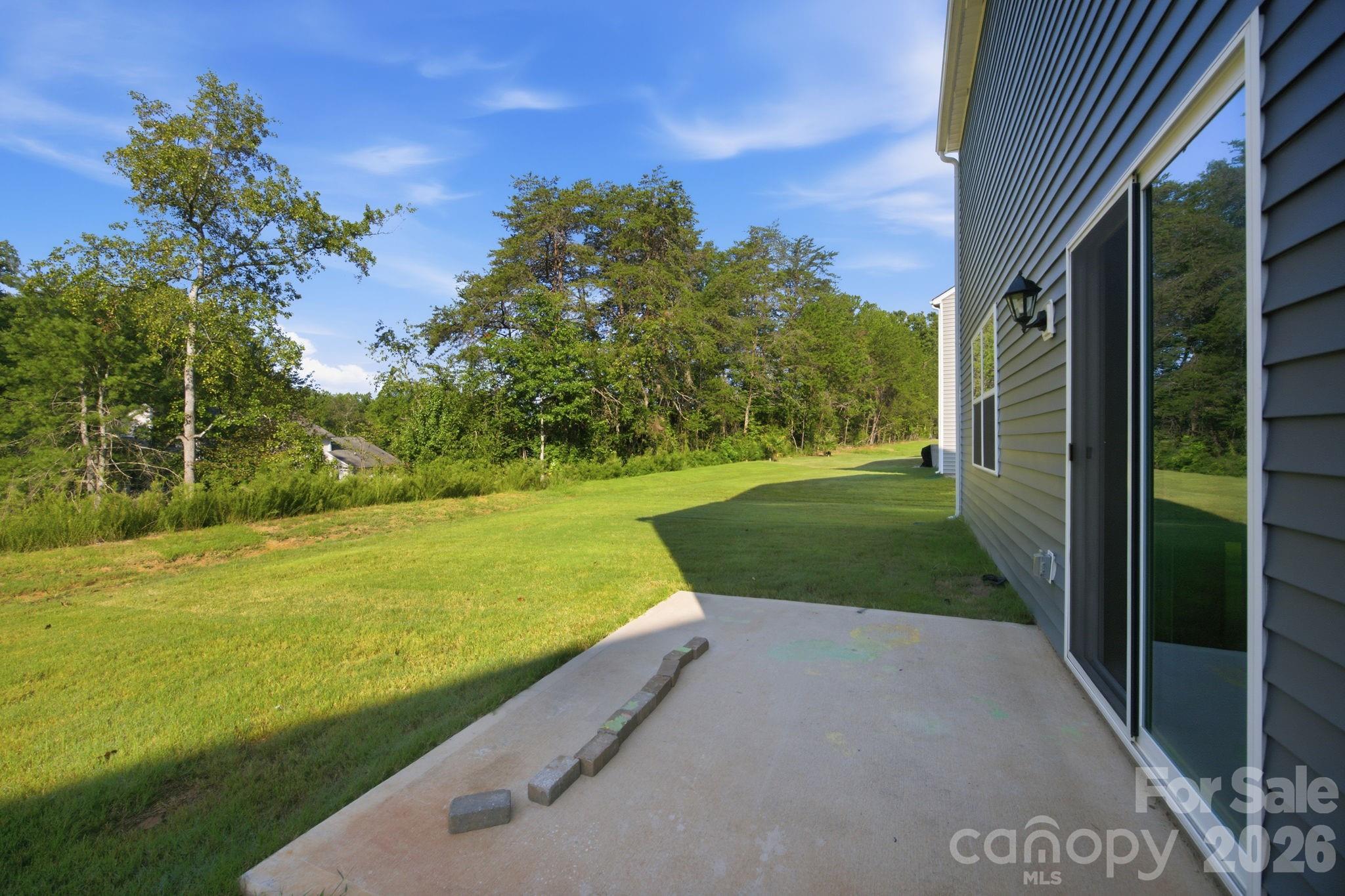 1314 37th Avenue Lane NE — Hickory