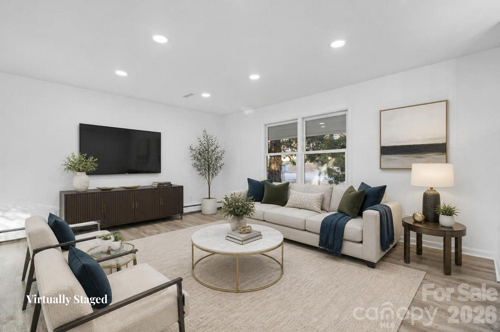 1185 10th Street Place NW — Hickory