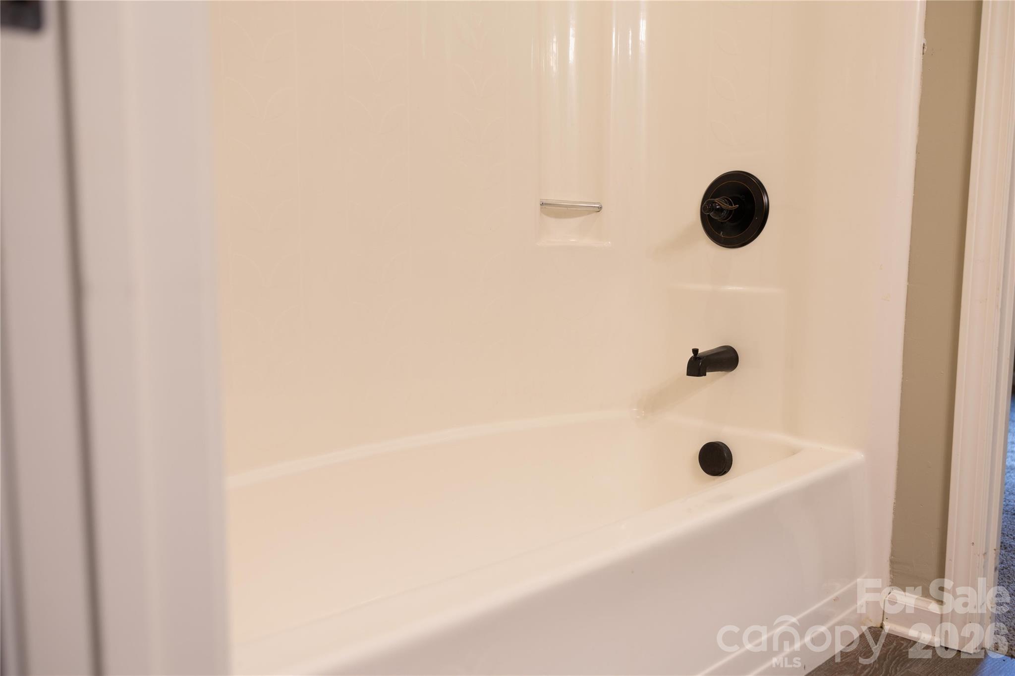 3910 English Oak Drive — Lincolnton