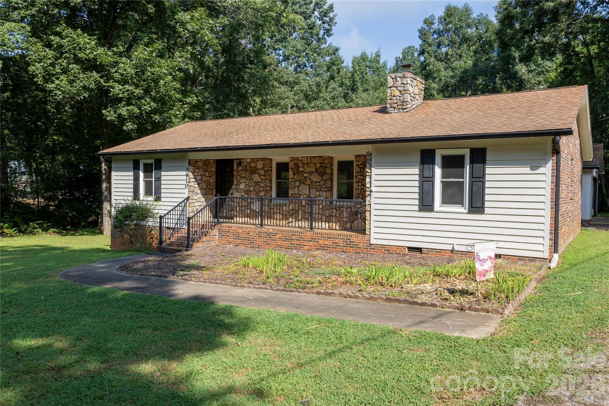 3910 English Oak Drive — Lincolnton