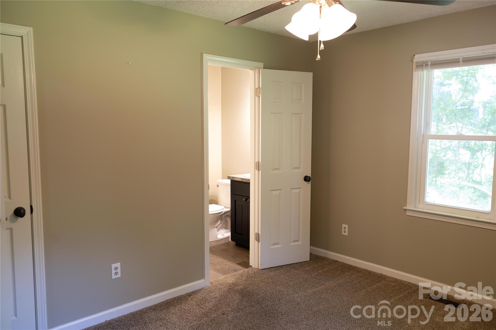 3910 English Oak Drive — Lincolnton
