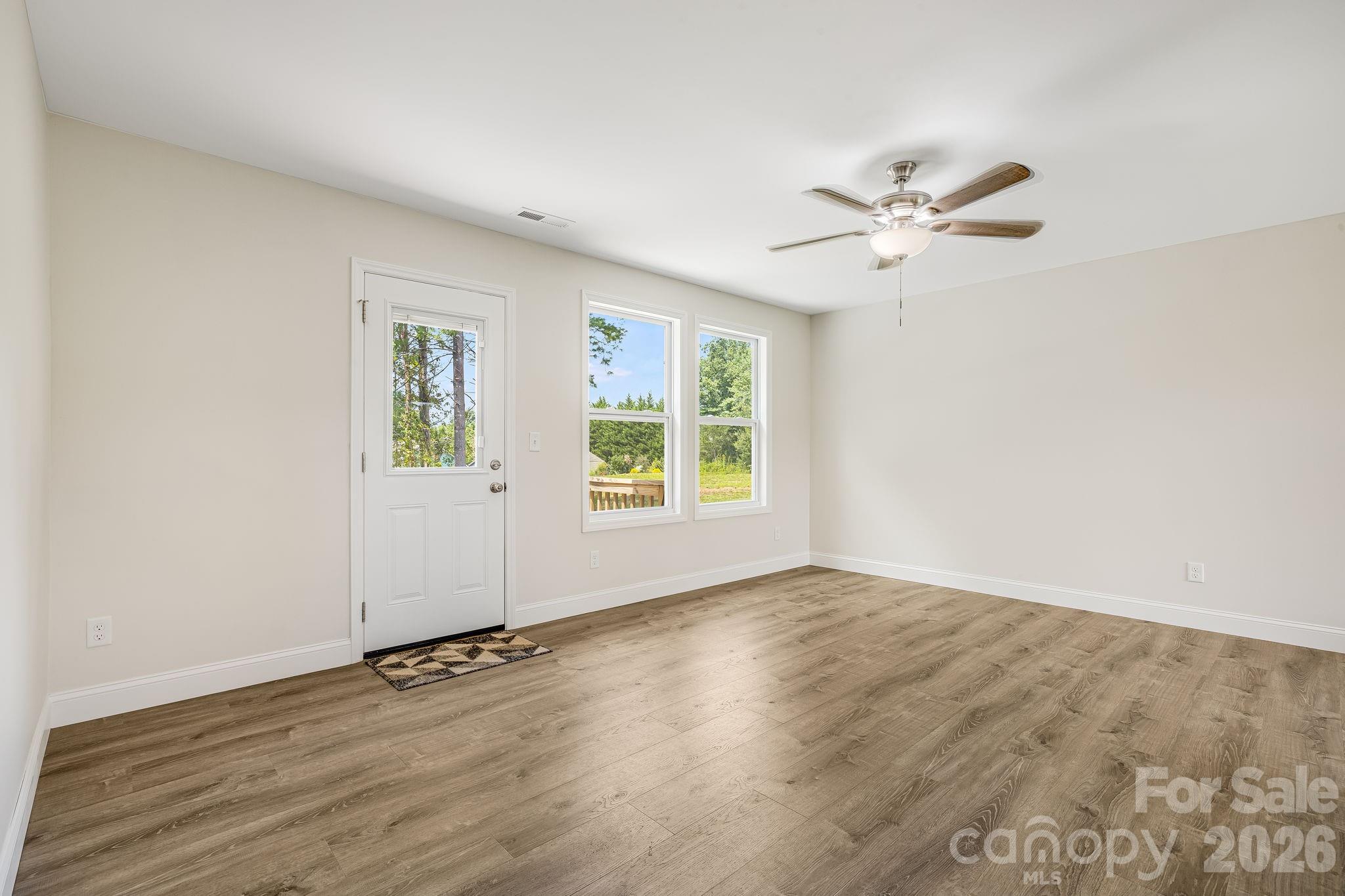 398 Point Hope Lane — Hendersonville