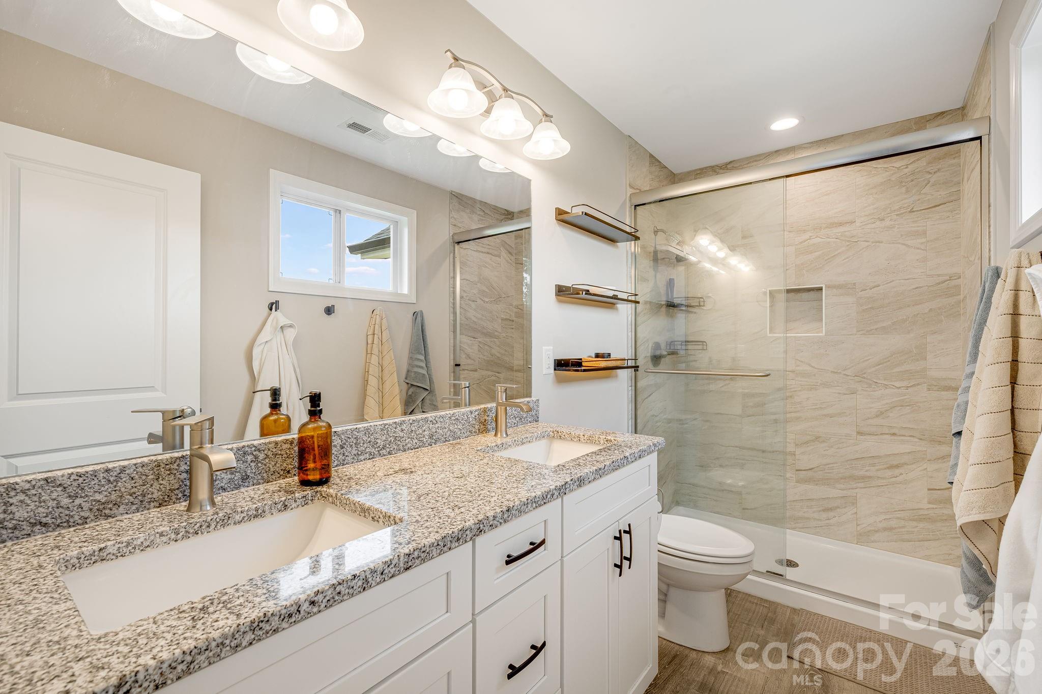 398 Point Hope Lane — Hendersonville