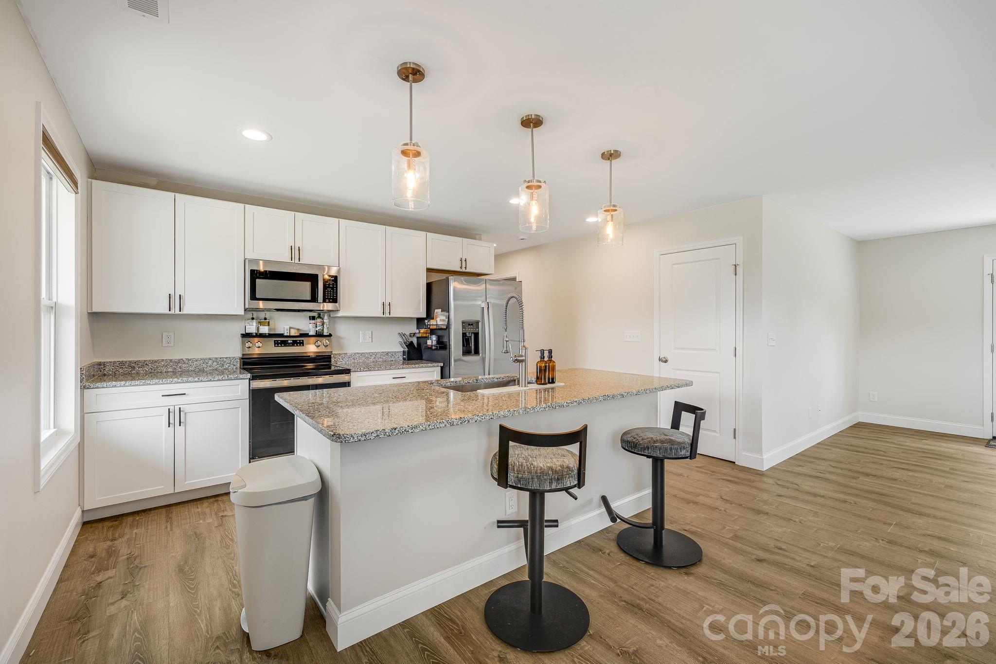 398 Point Hope Lane — Hendersonville