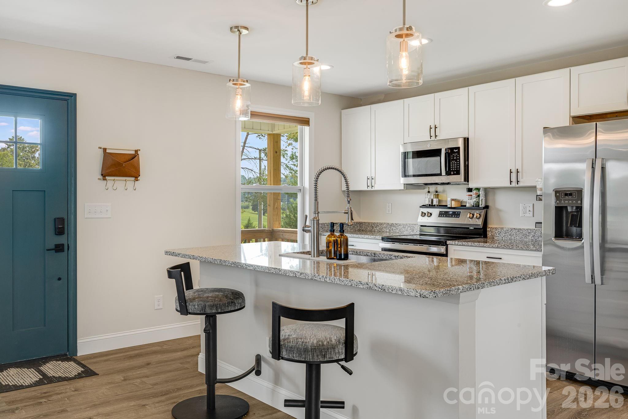 398 Point Hope Lane — Hendersonville