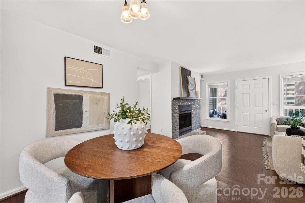 430 Queens Road #122 — Charlotte
