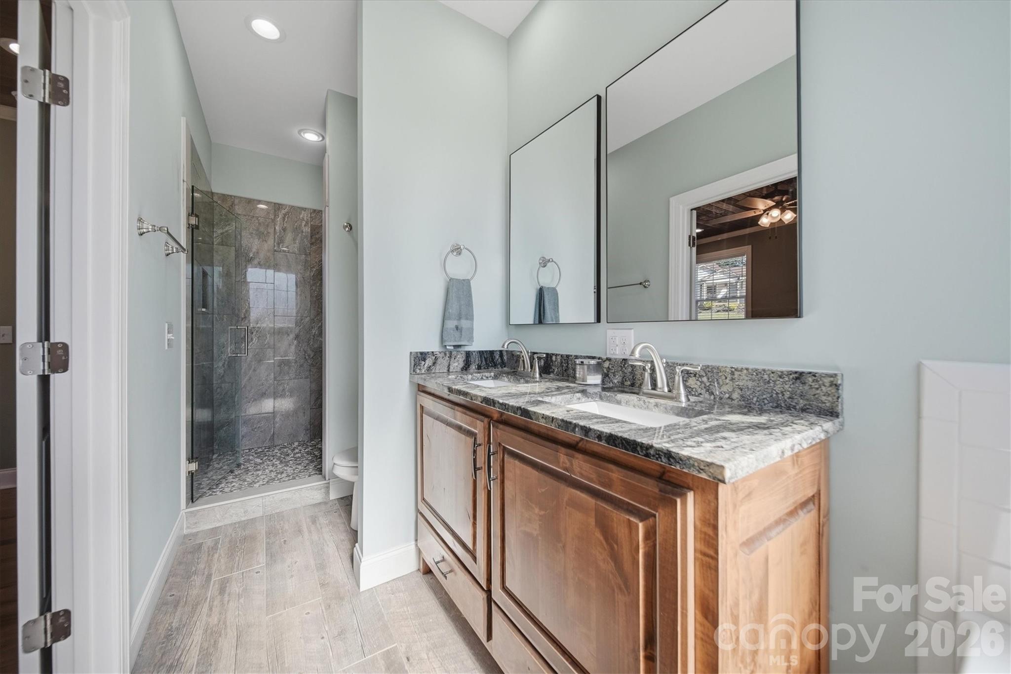 135 Maplewood Court — Hudson