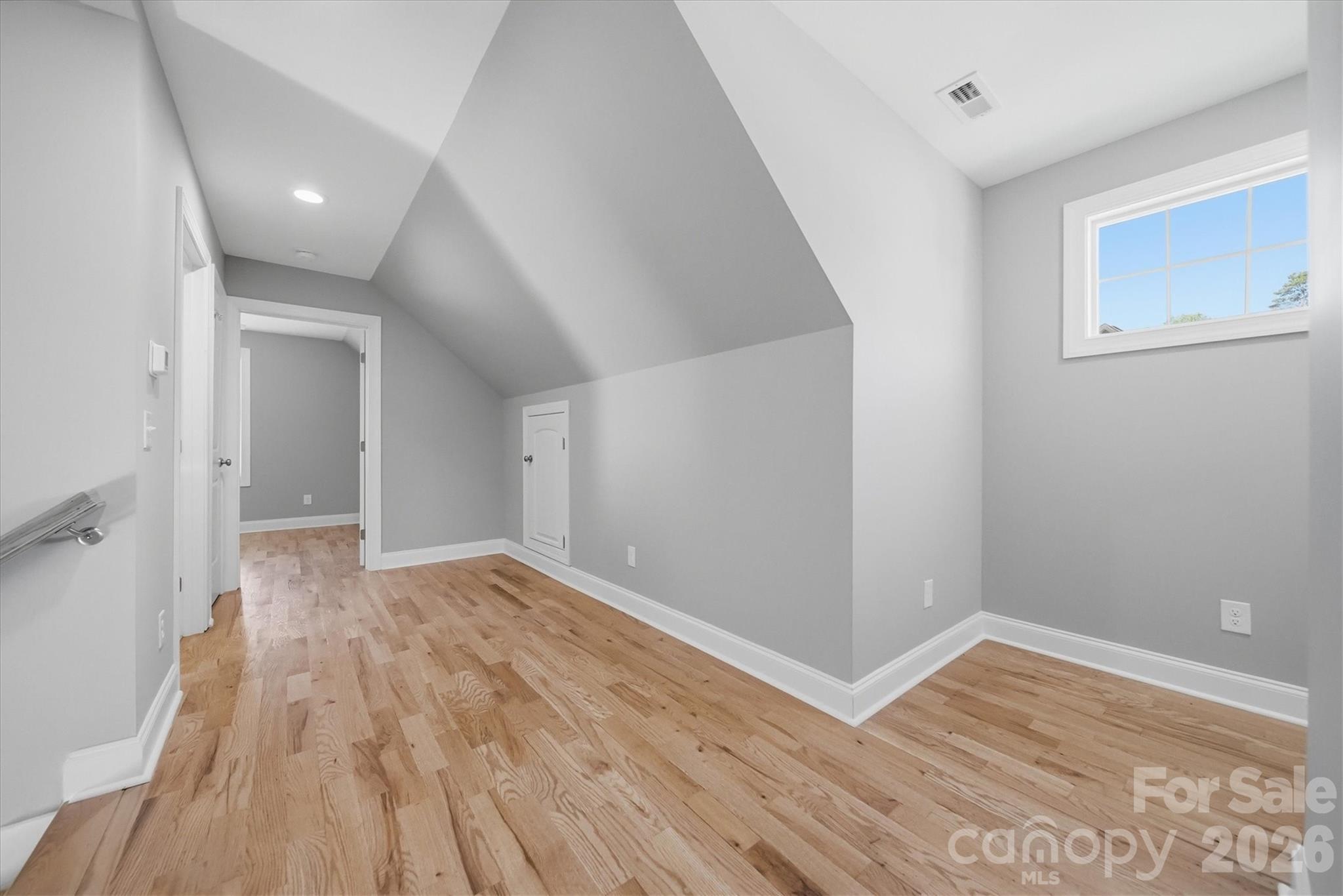 135 Maplewood Court — Hudson