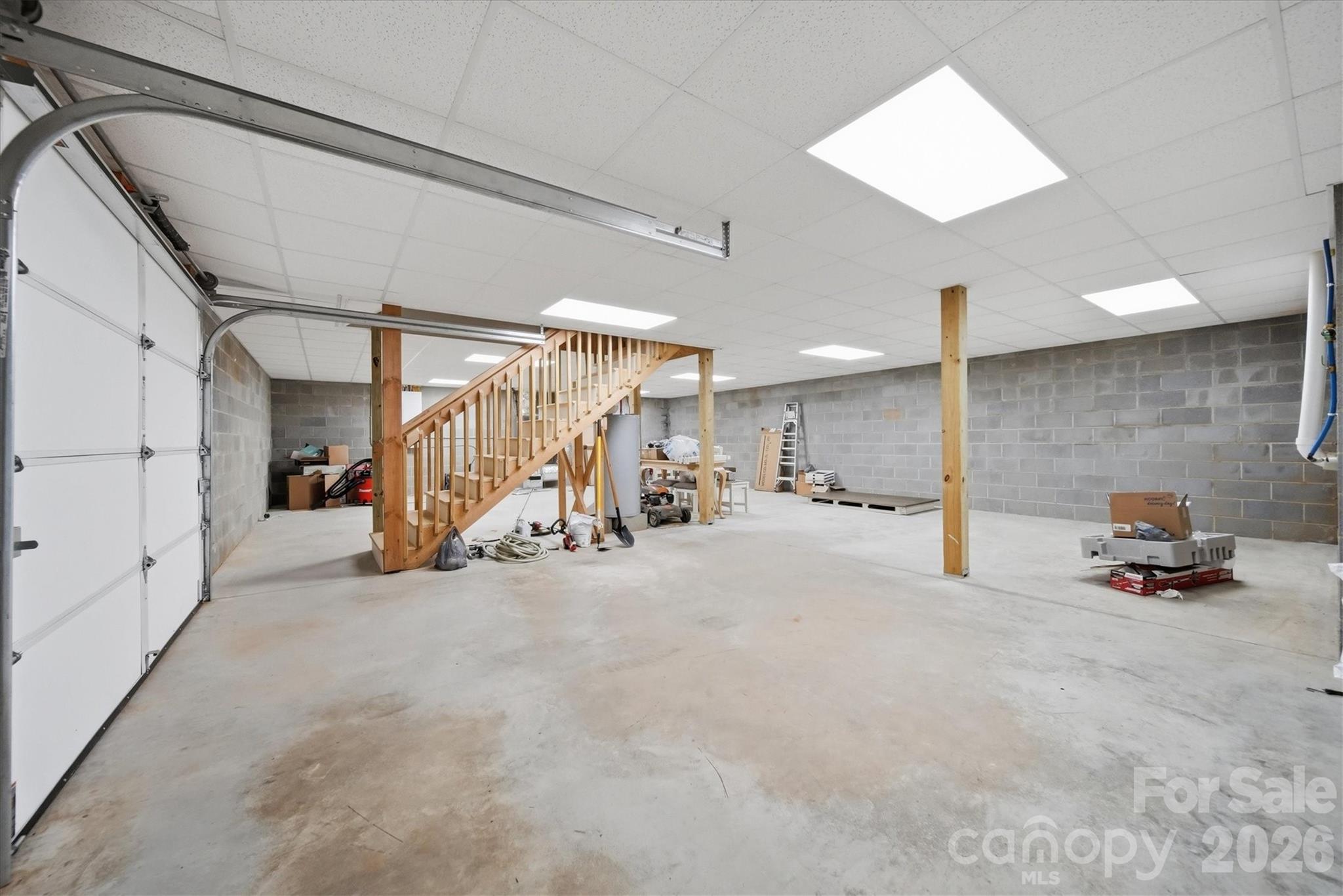 135 Maplewood Court — Hudson