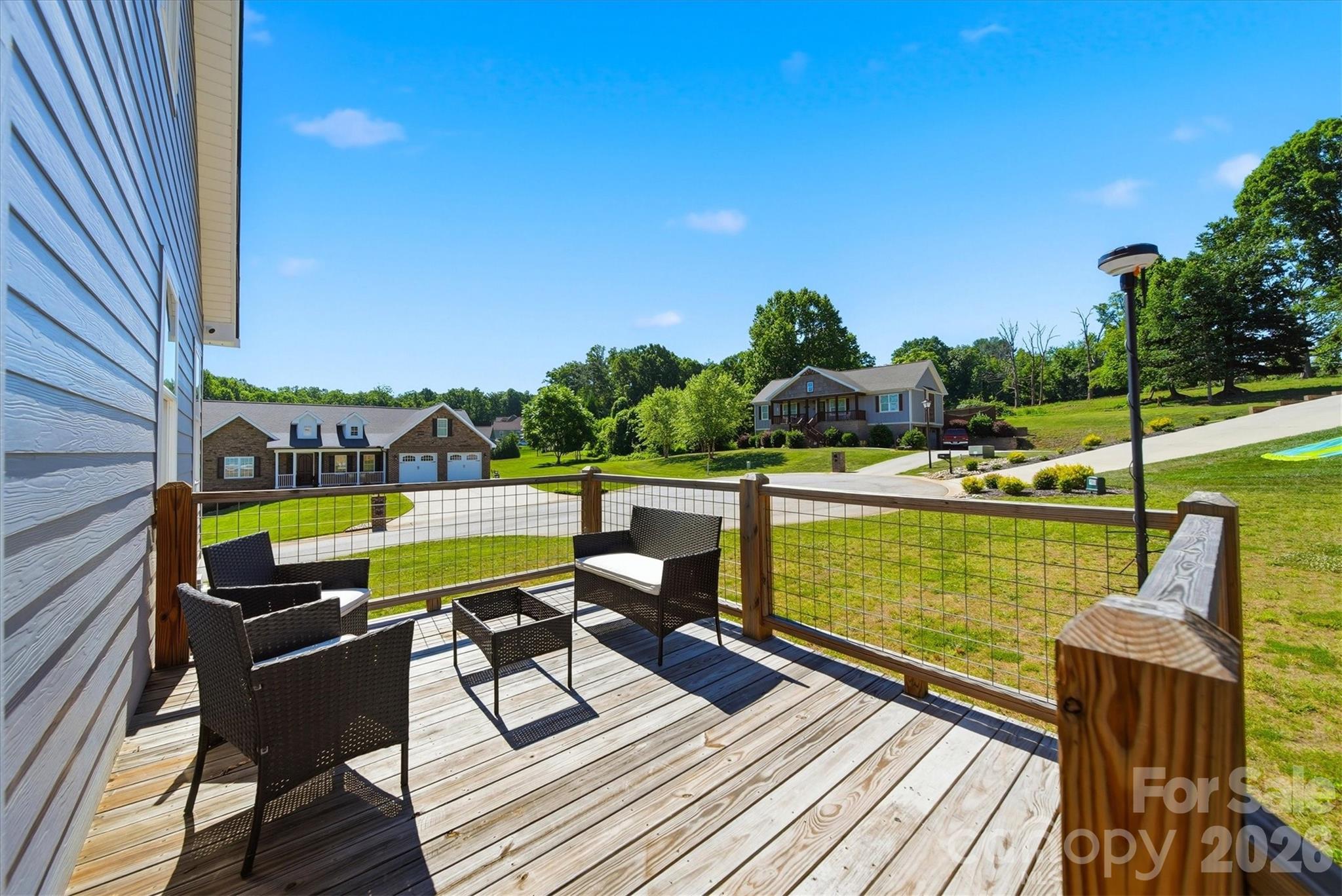 135 Maplewood Court — Hudson