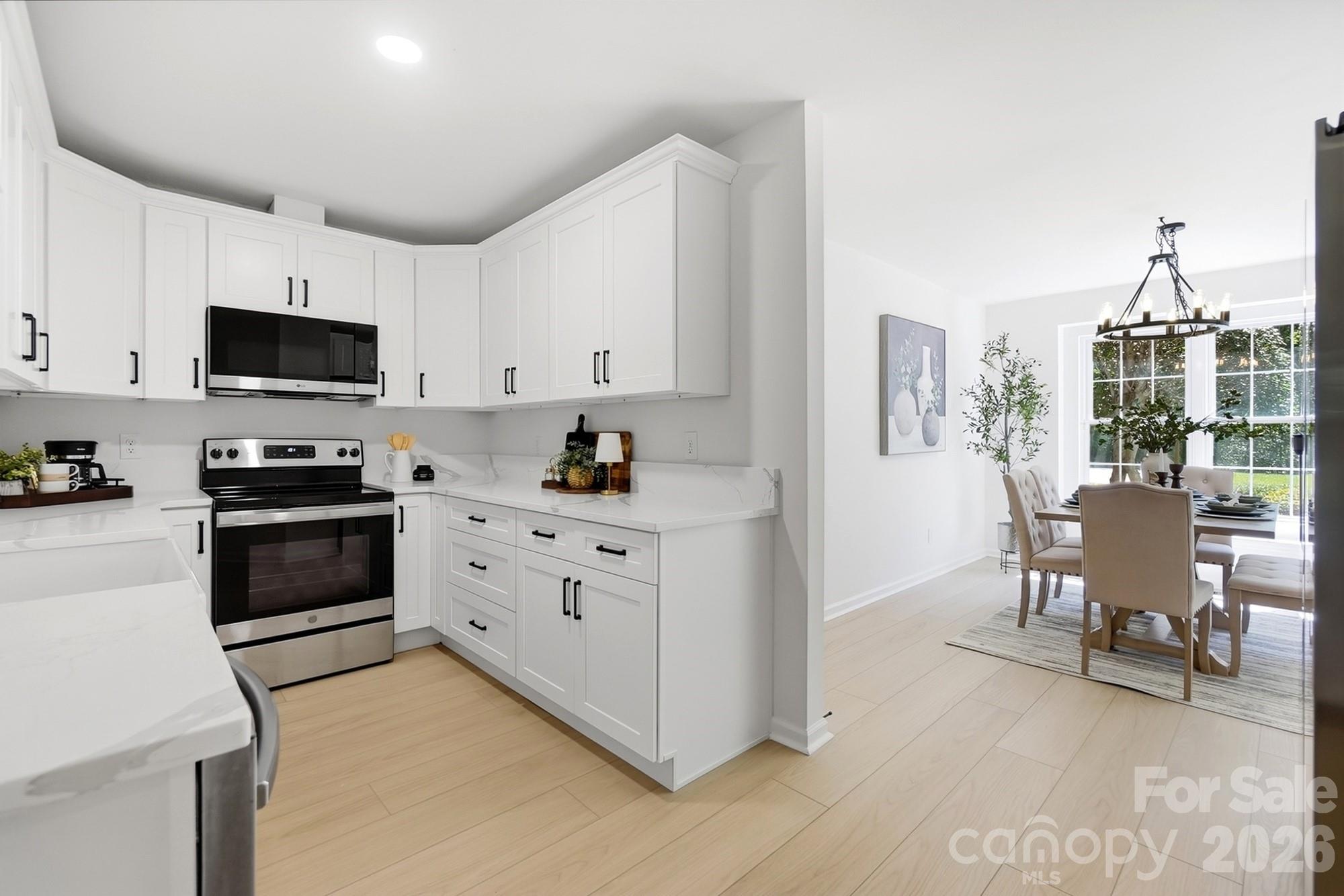 13800 Woody Point Road — Charlotte