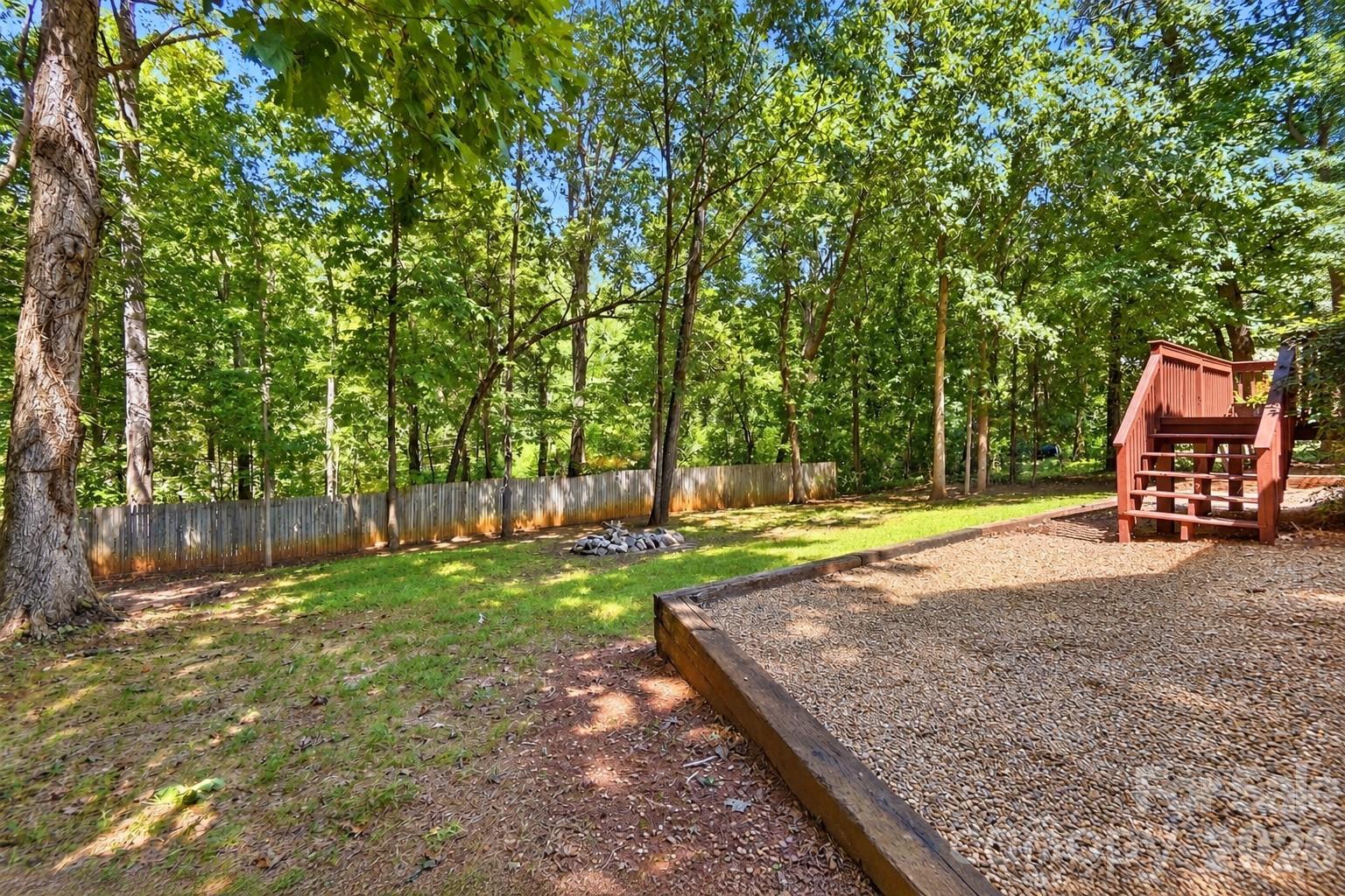 13800 Woody Point Road — Charlotte