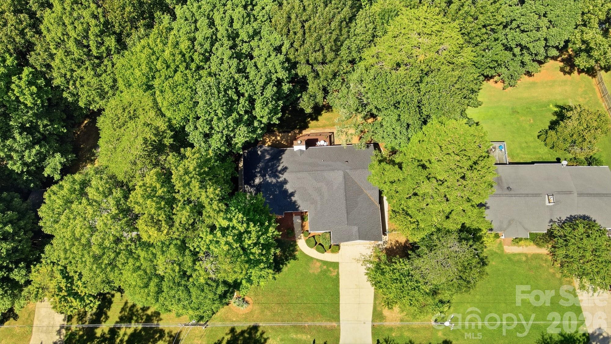13800 Woody Point Road — Charlotte