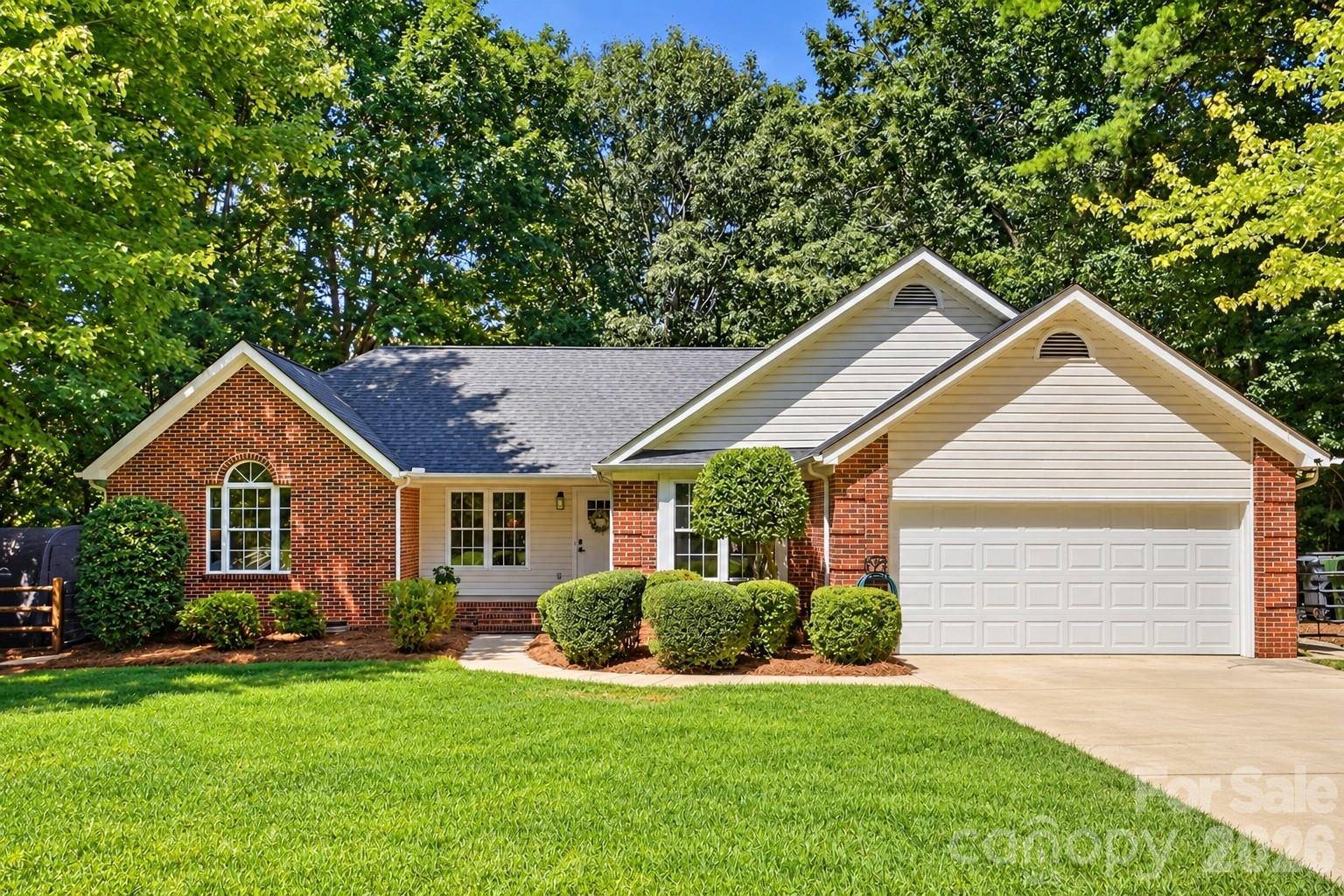 13800 Woody Point Road — Charlotte