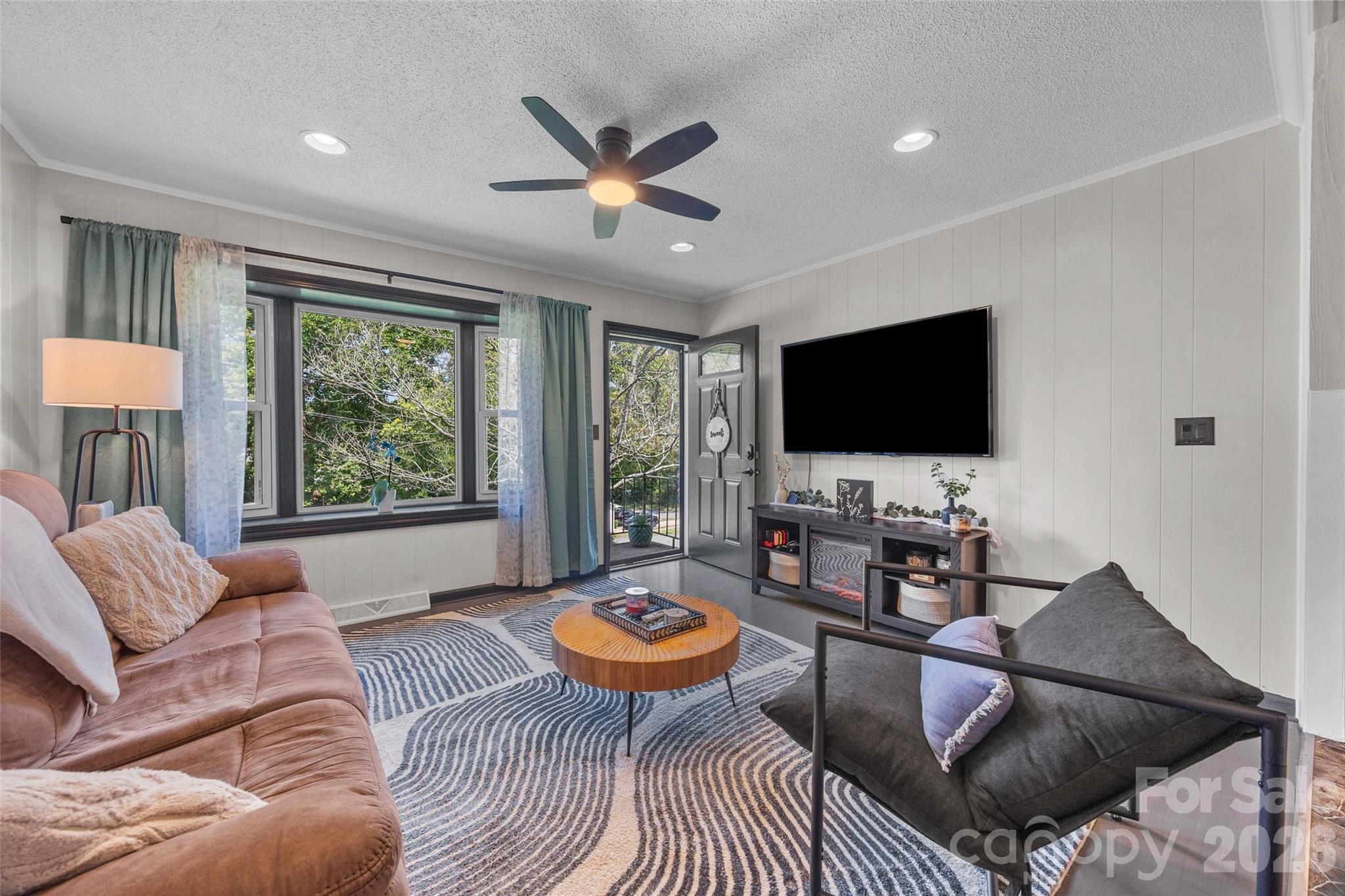2435 Lewiston Drive — Gastonia