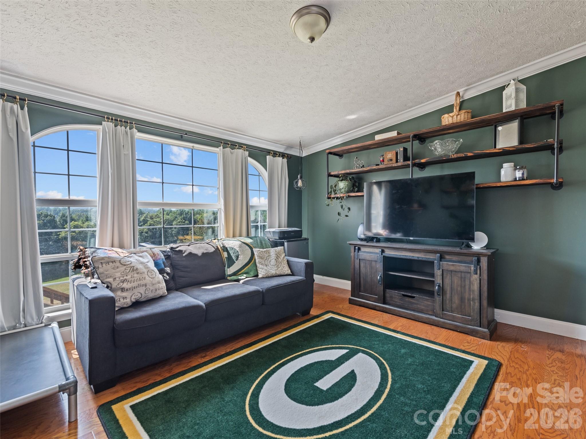 90 Blueberry Hill Drive — Clyde