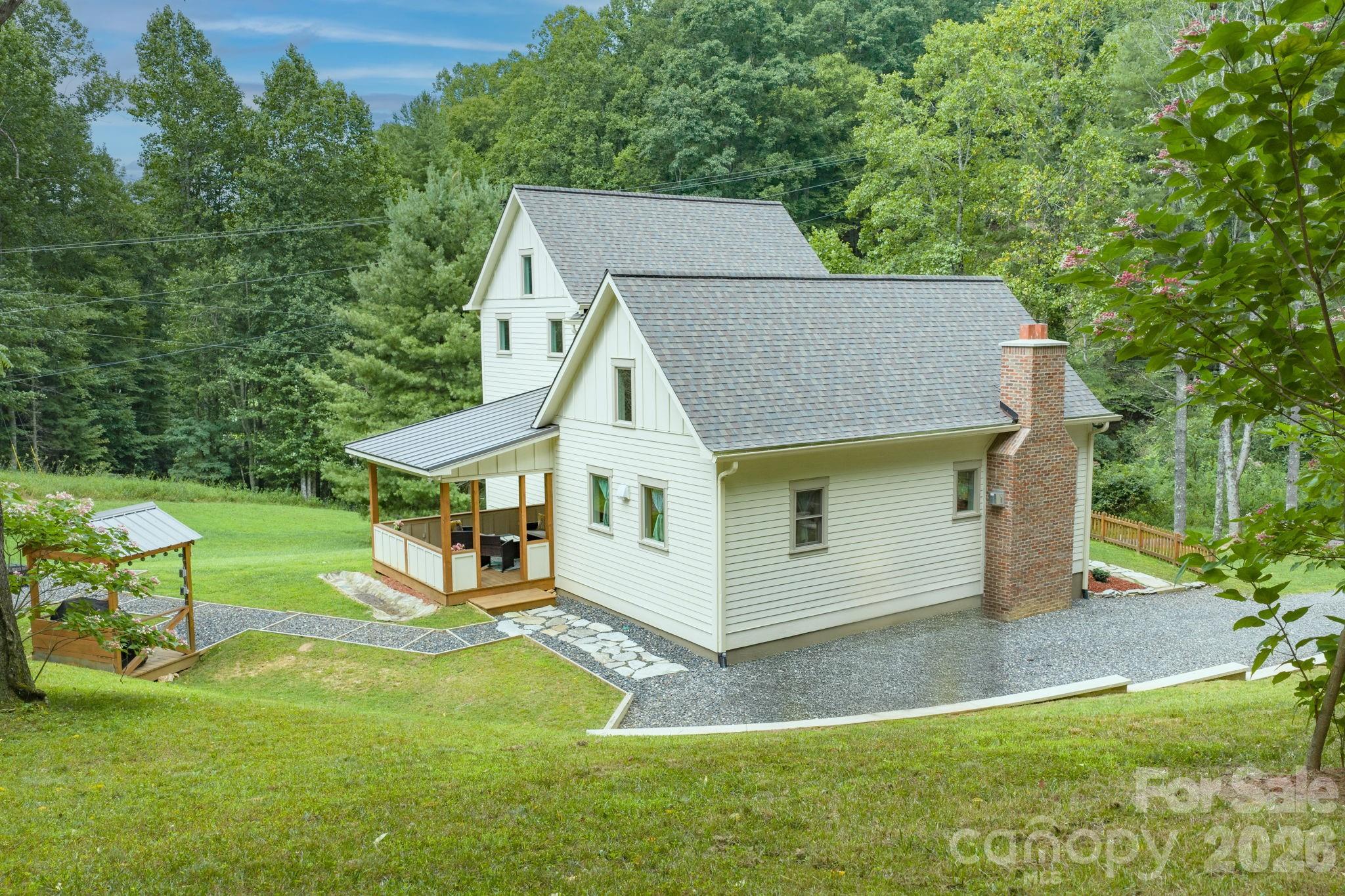 163 Walnut Drive — Jefferson