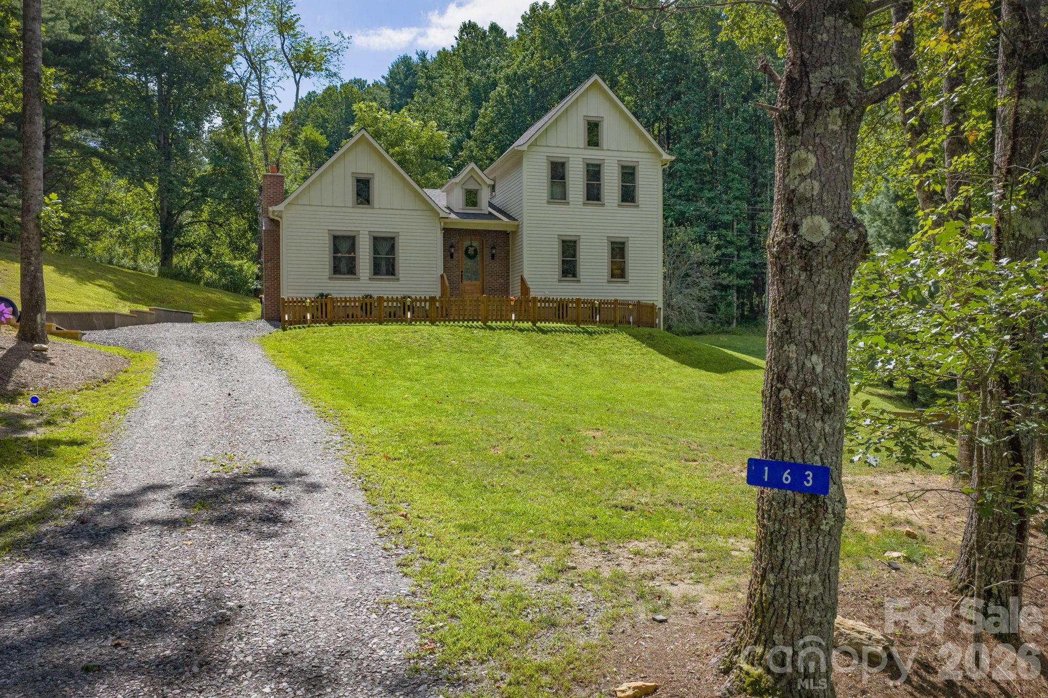 163 Walnut Drive — Jefferson