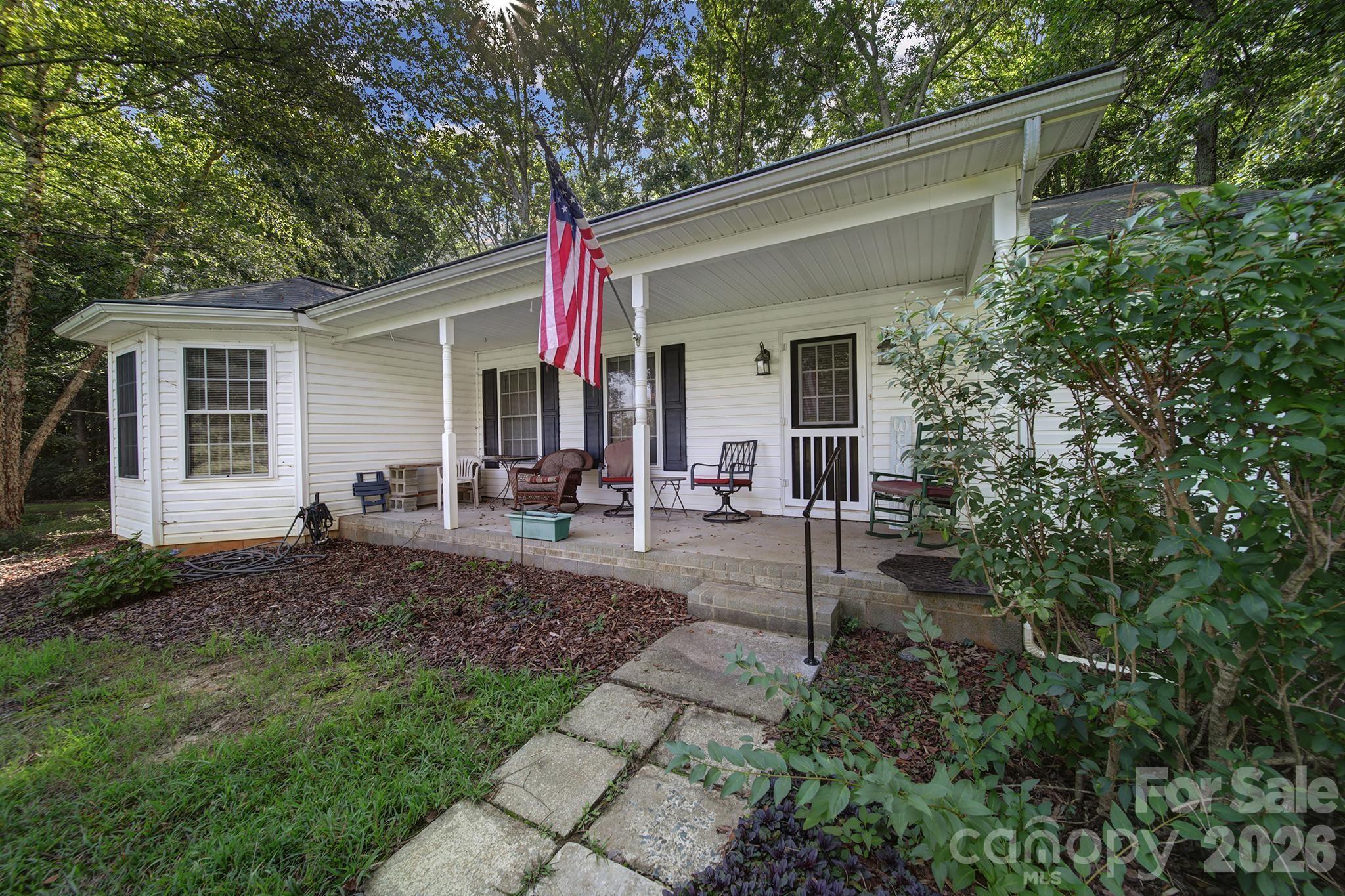 2000 Sossoman Springs Road — Midland