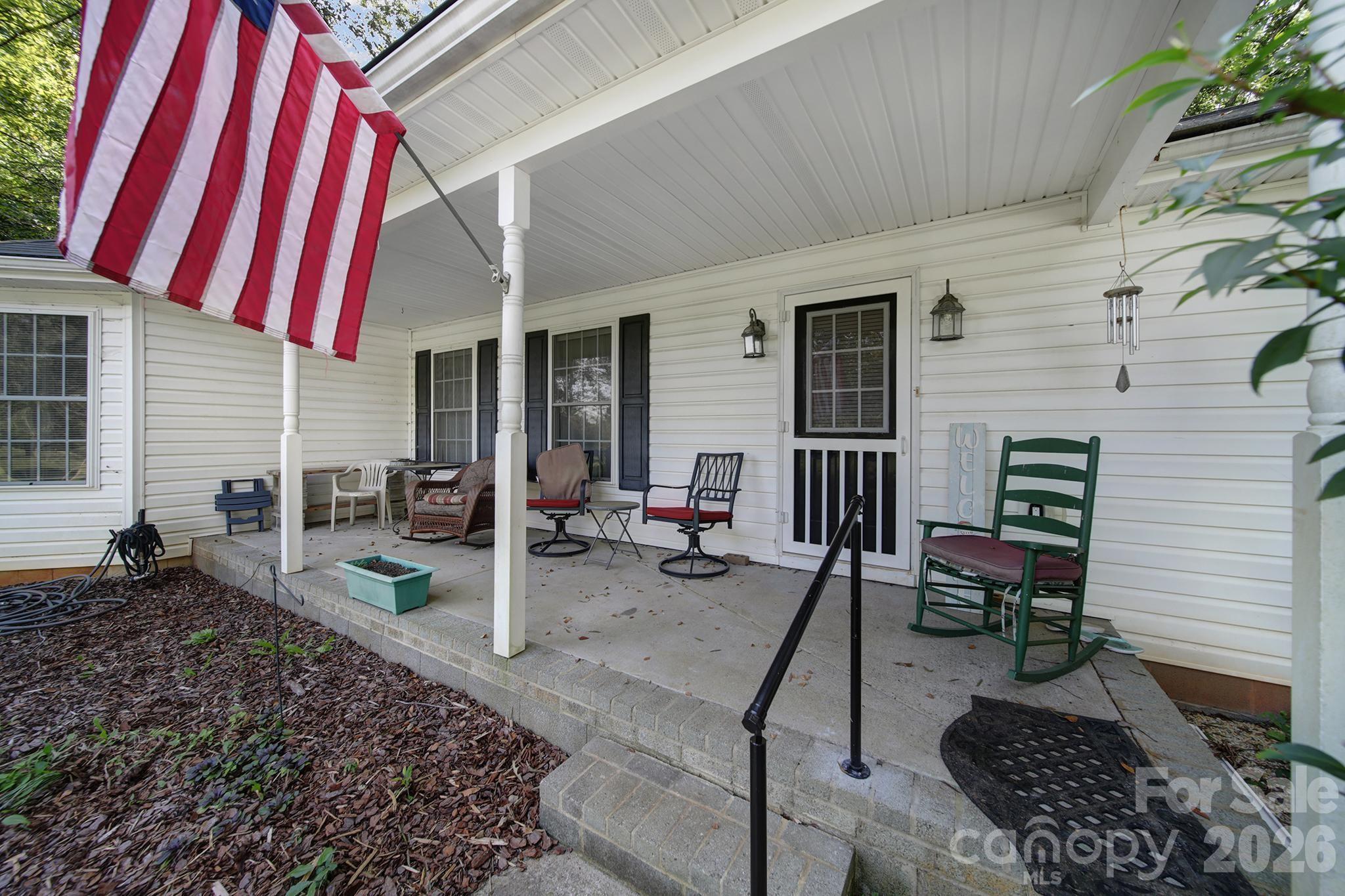 2000 Sossoman Springs Road — Midland