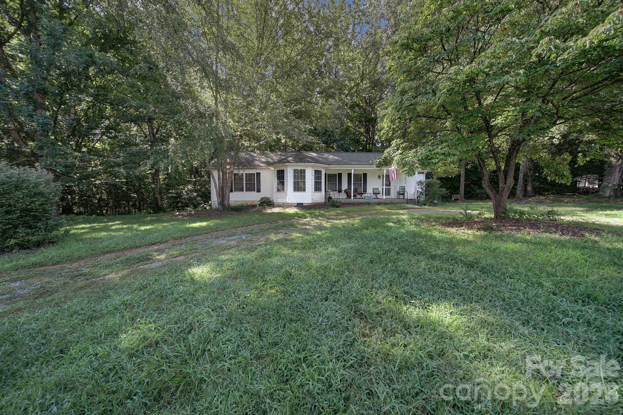 2000 Sossoman Springs Road — Midland