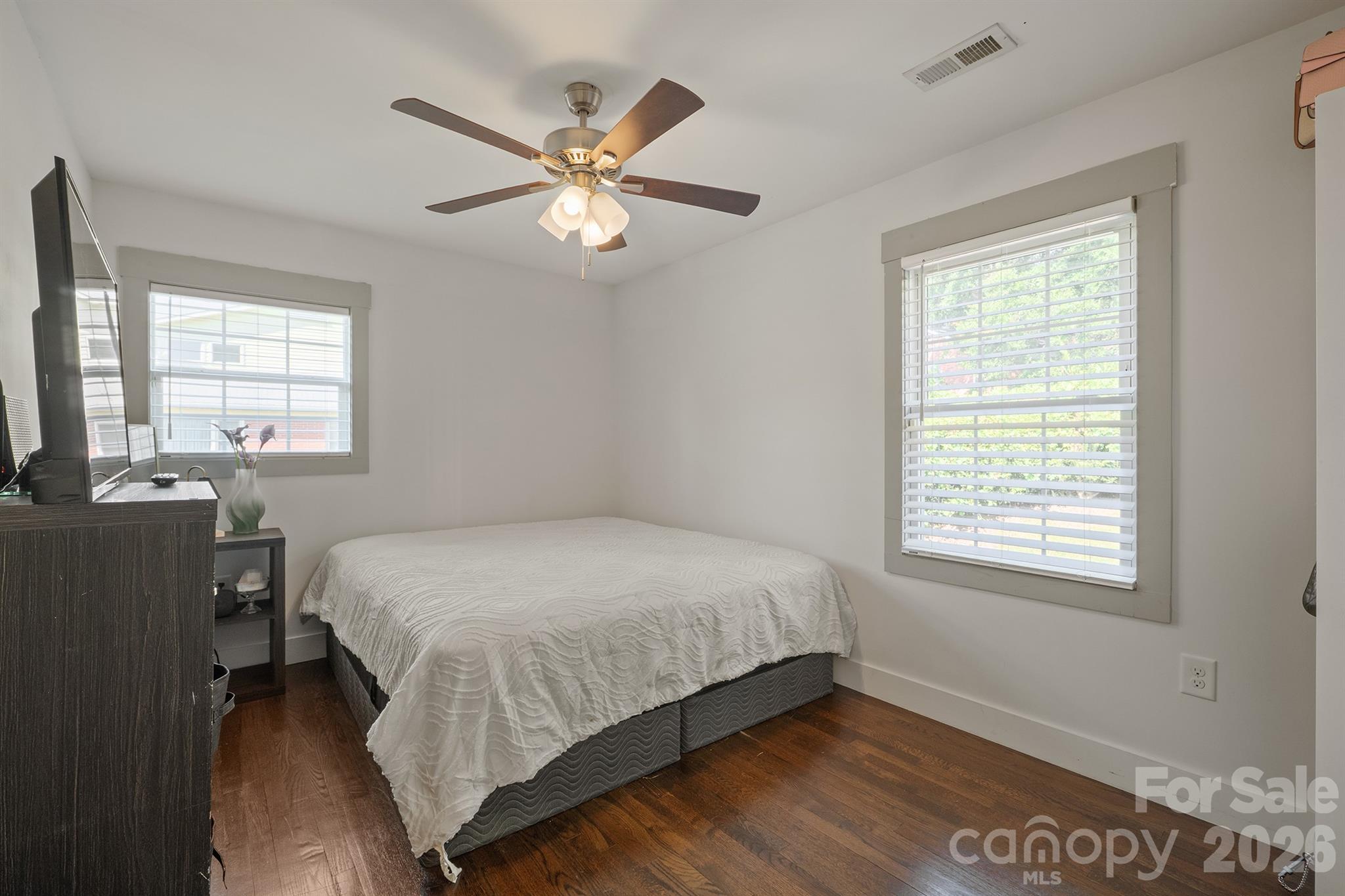 1411 Dean Street — Charlotte