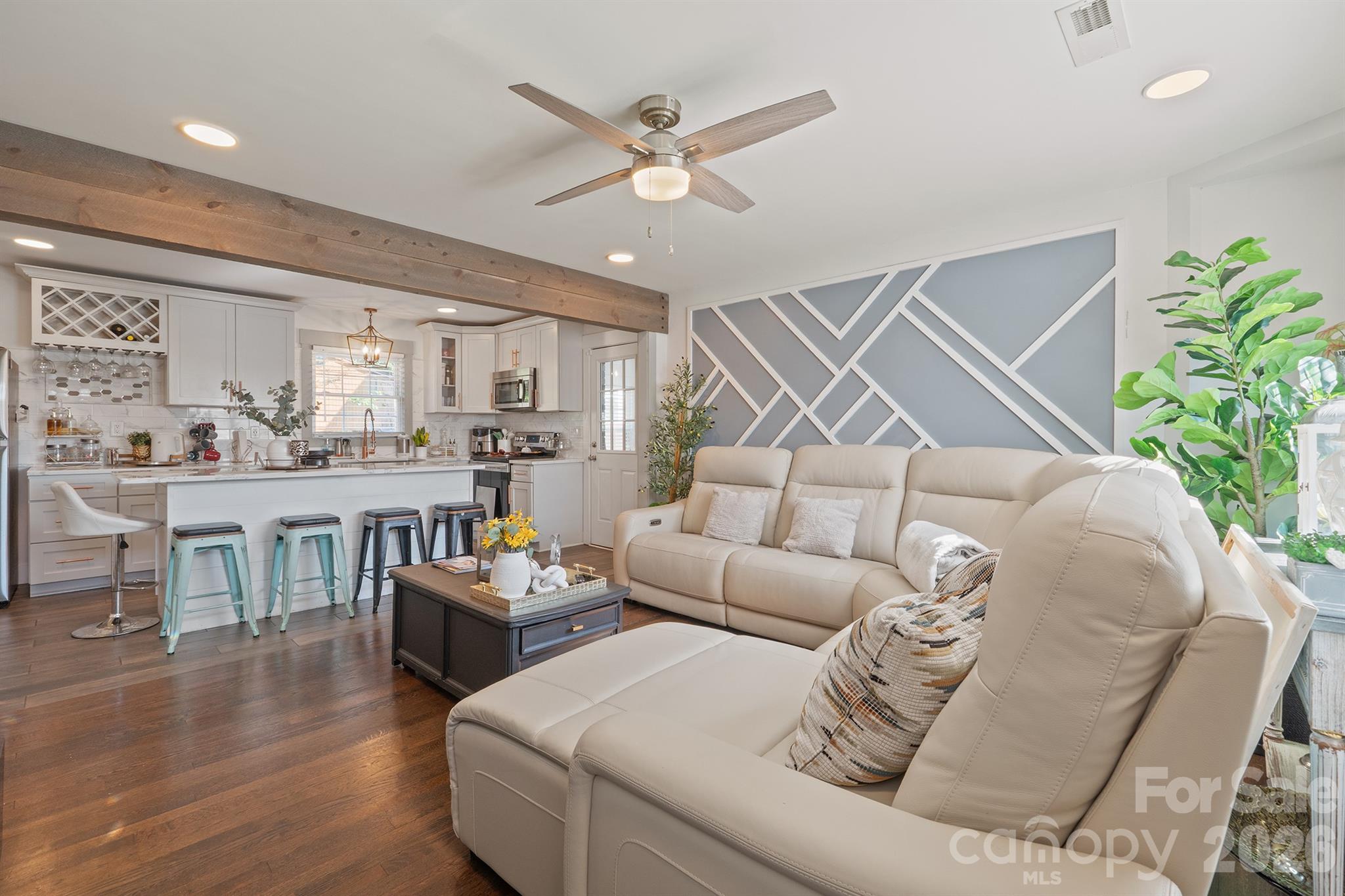 1411 Dean Street — Charlotte