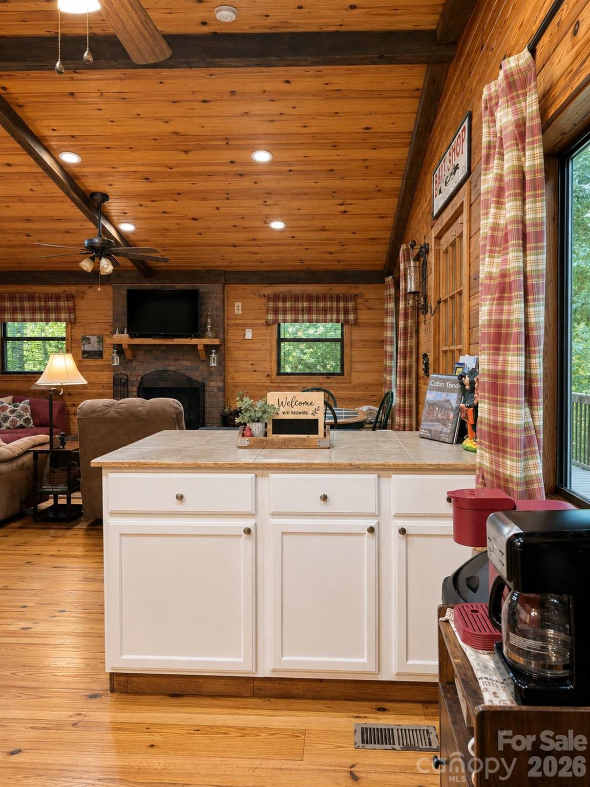 218 Tuskeegee Acres Road — Robbinsville