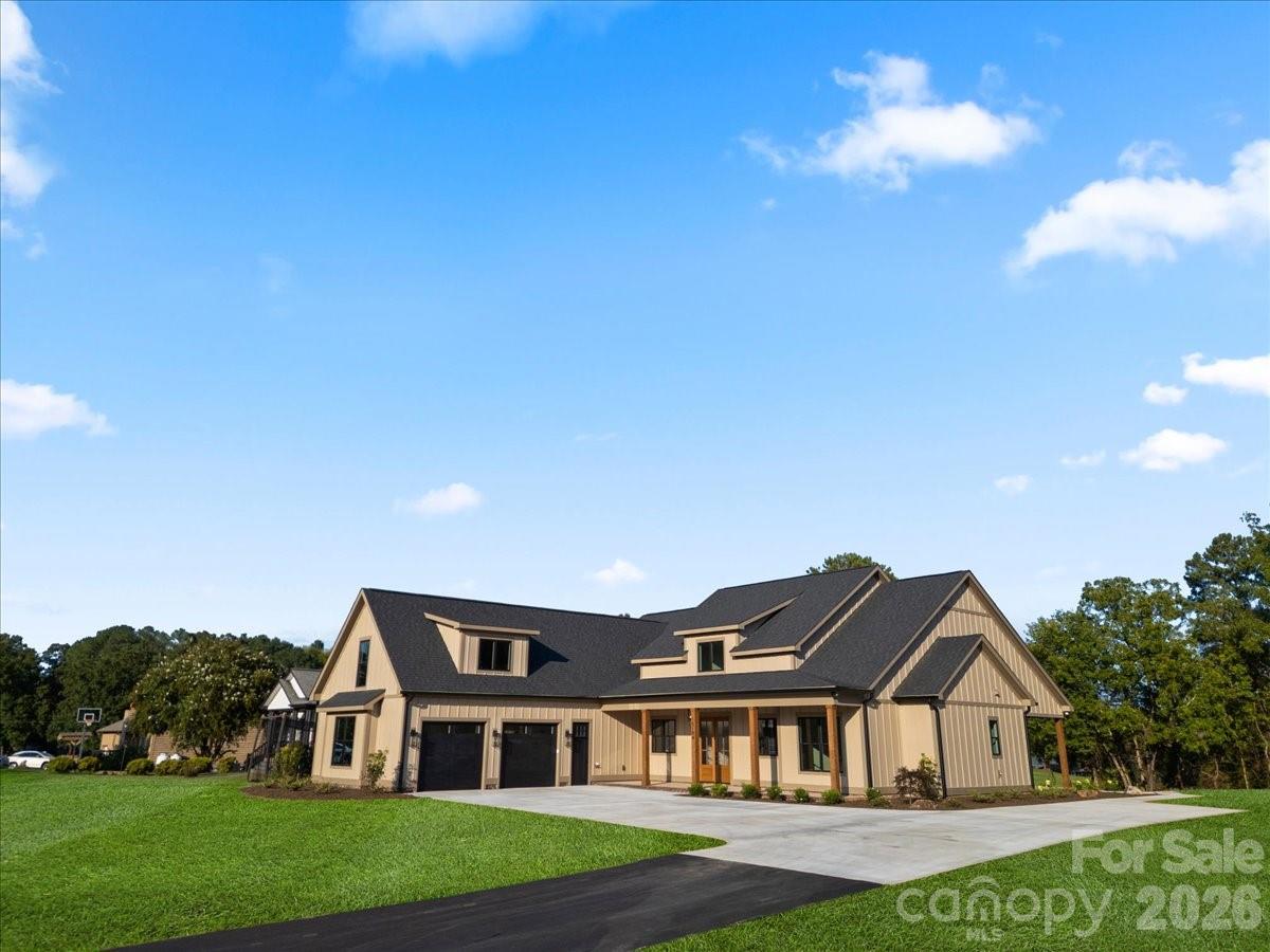 15194 Cove Point Lane #1 — Norwood