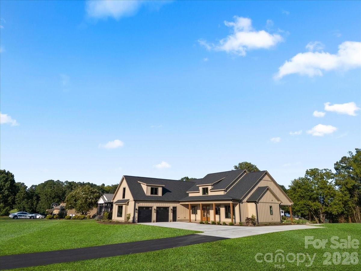 15194 Cove Point Lane #1 — Norwood