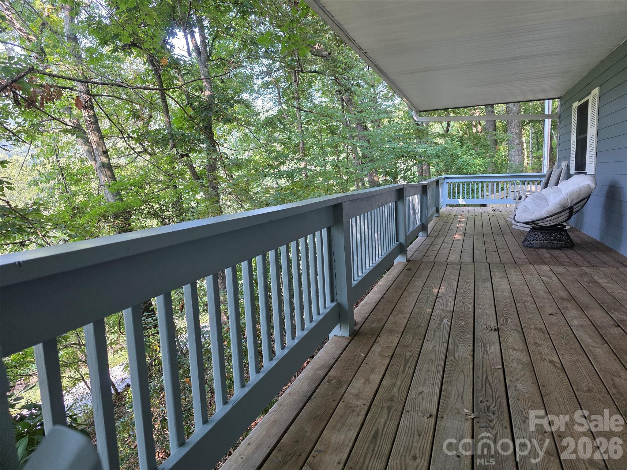 115 Knoll Ridge Lane — Waynesville