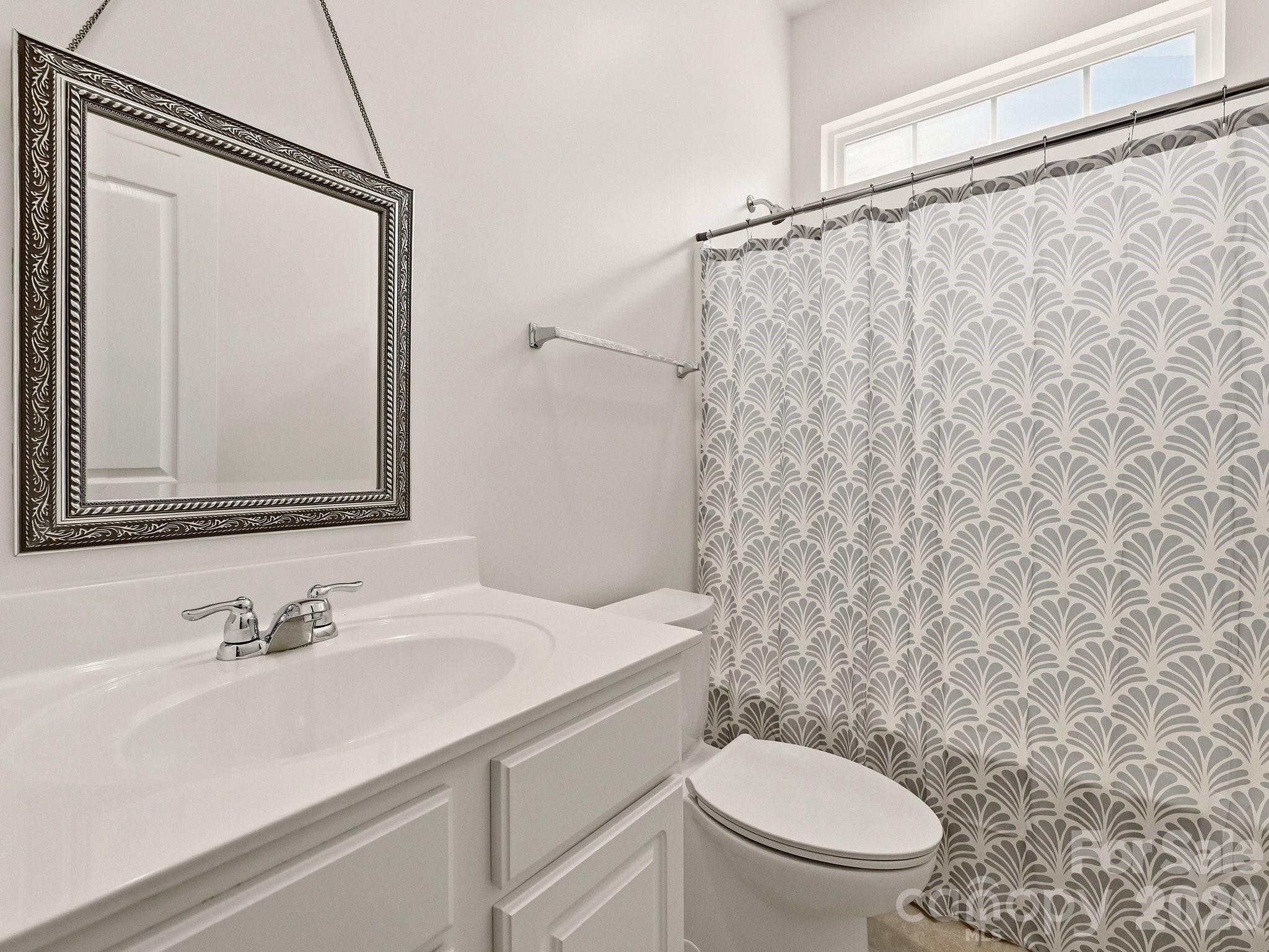 1021 Knob Creek Lane — Tega Cay