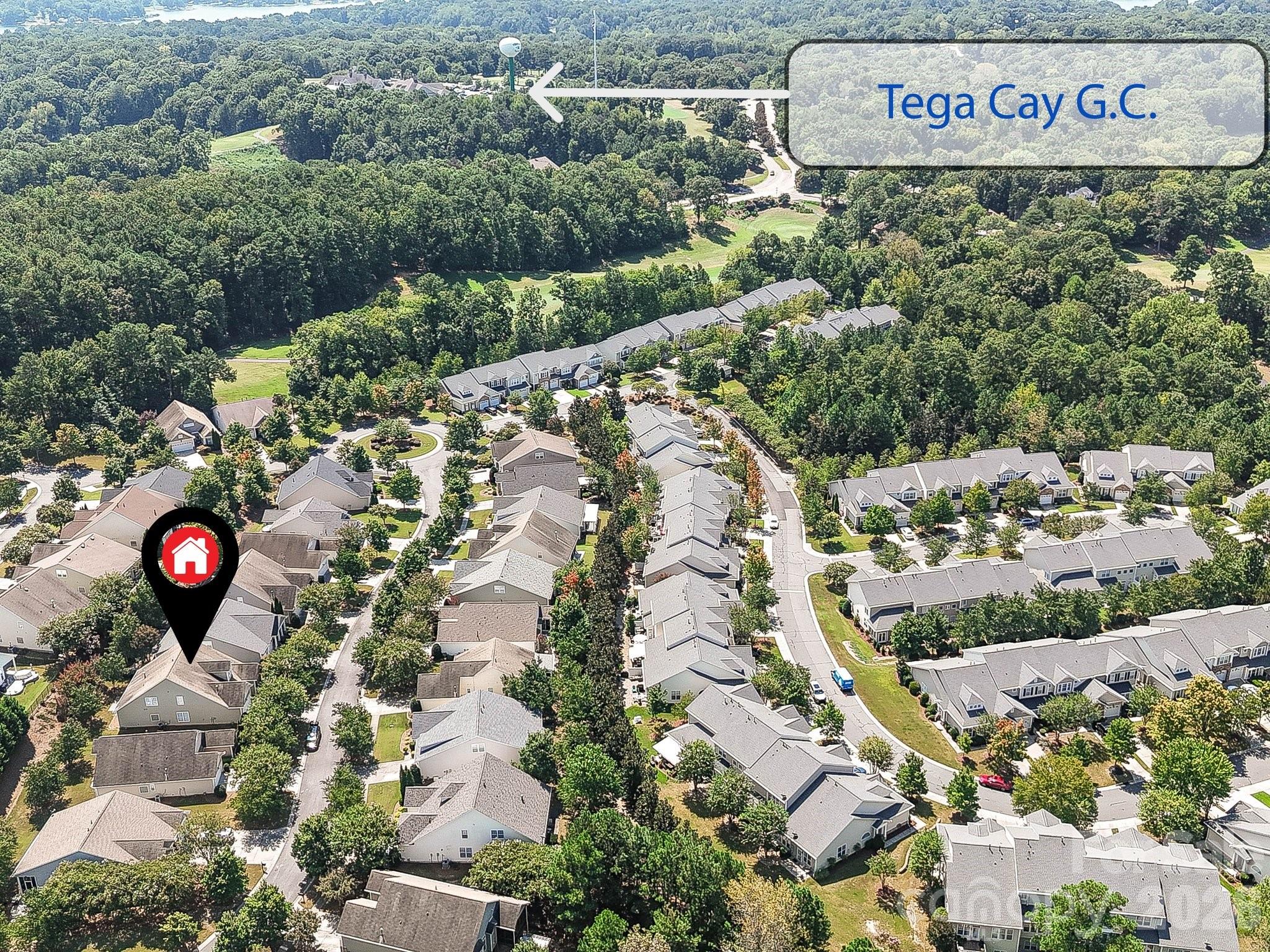 1021 Knob Creek Lane — Tega Cay
