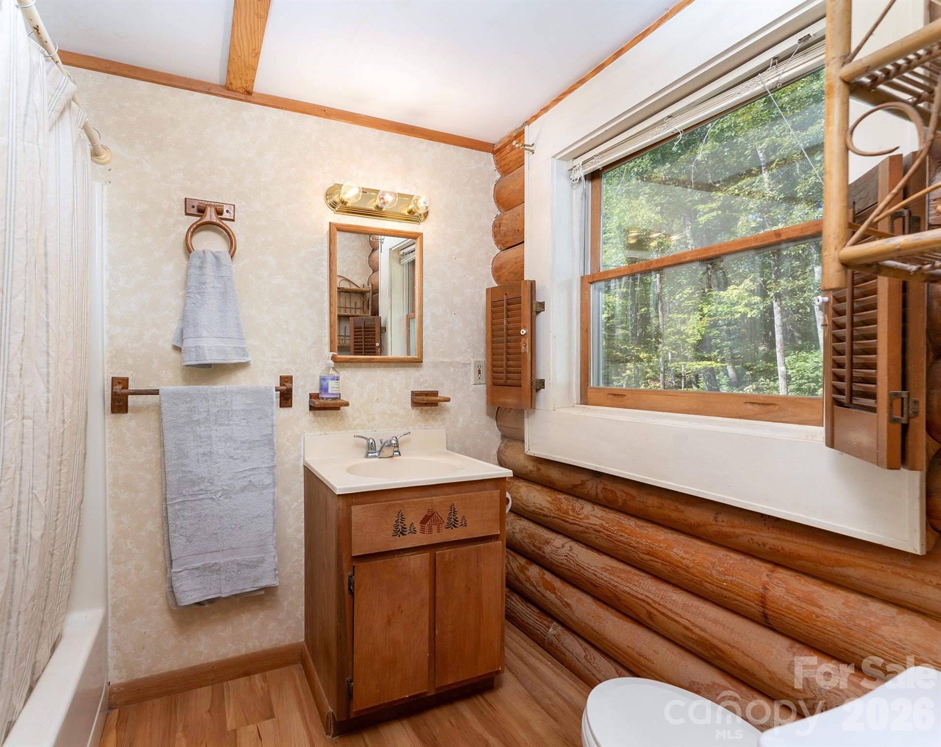 157 Spring Valley Drive — Union Mills