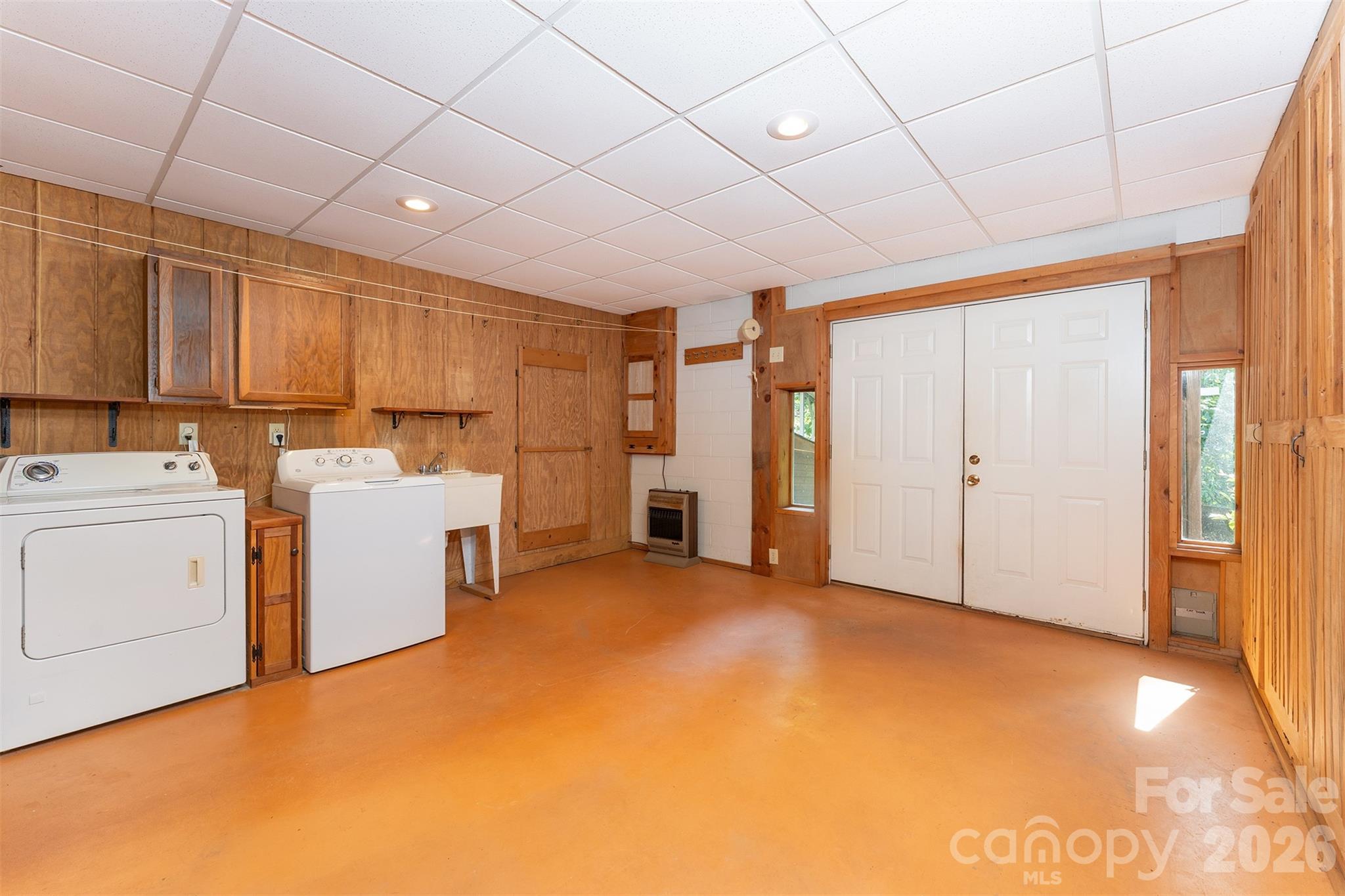 157 Spring Valley Drive — Union Mills