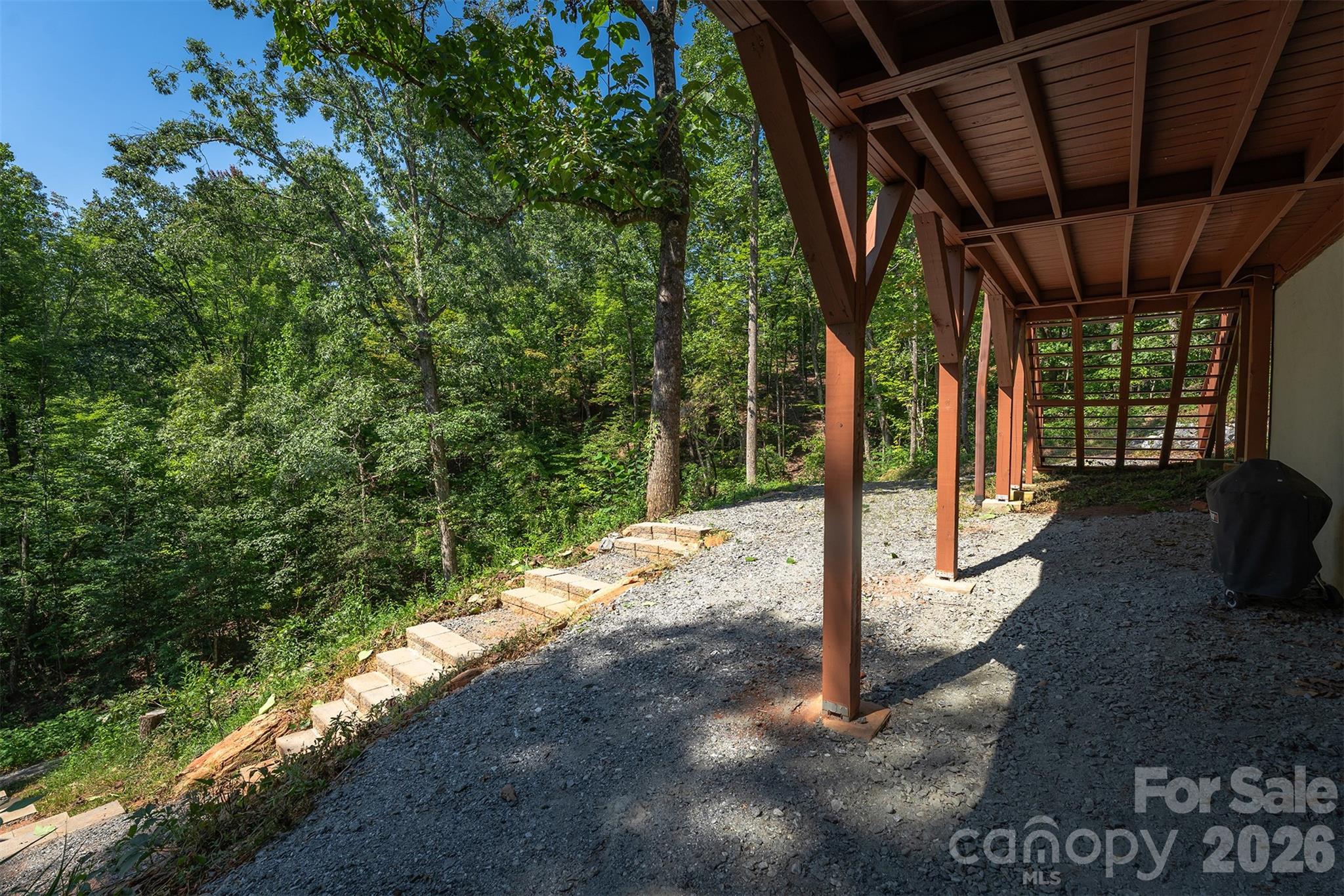 157 Spring Valley Drive — Union Mills