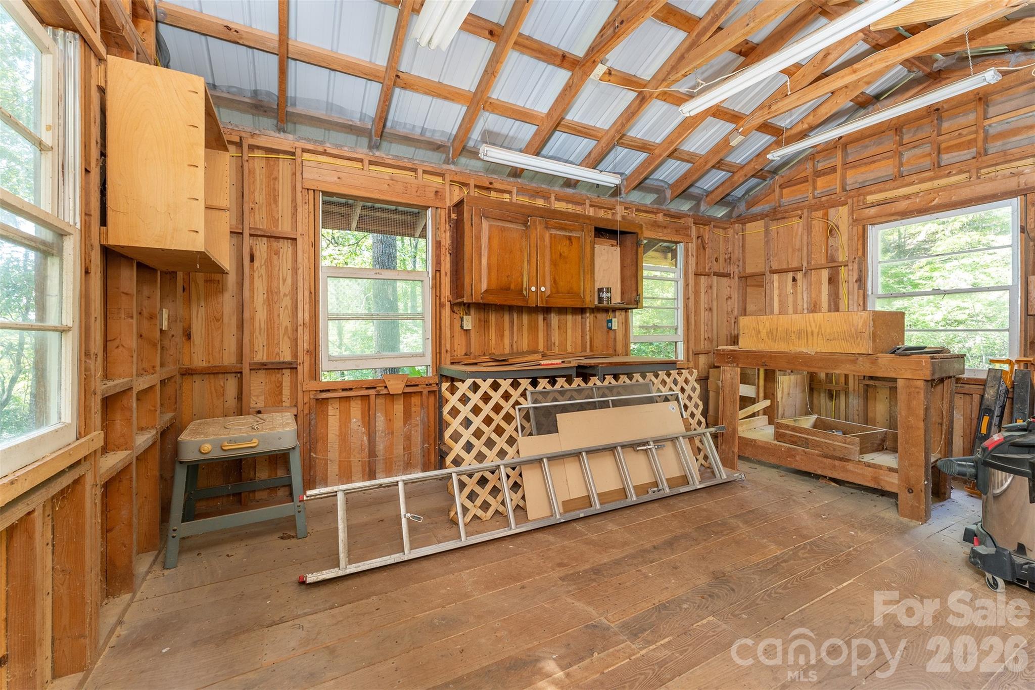 157 Spring Valley Drive — Union Mills