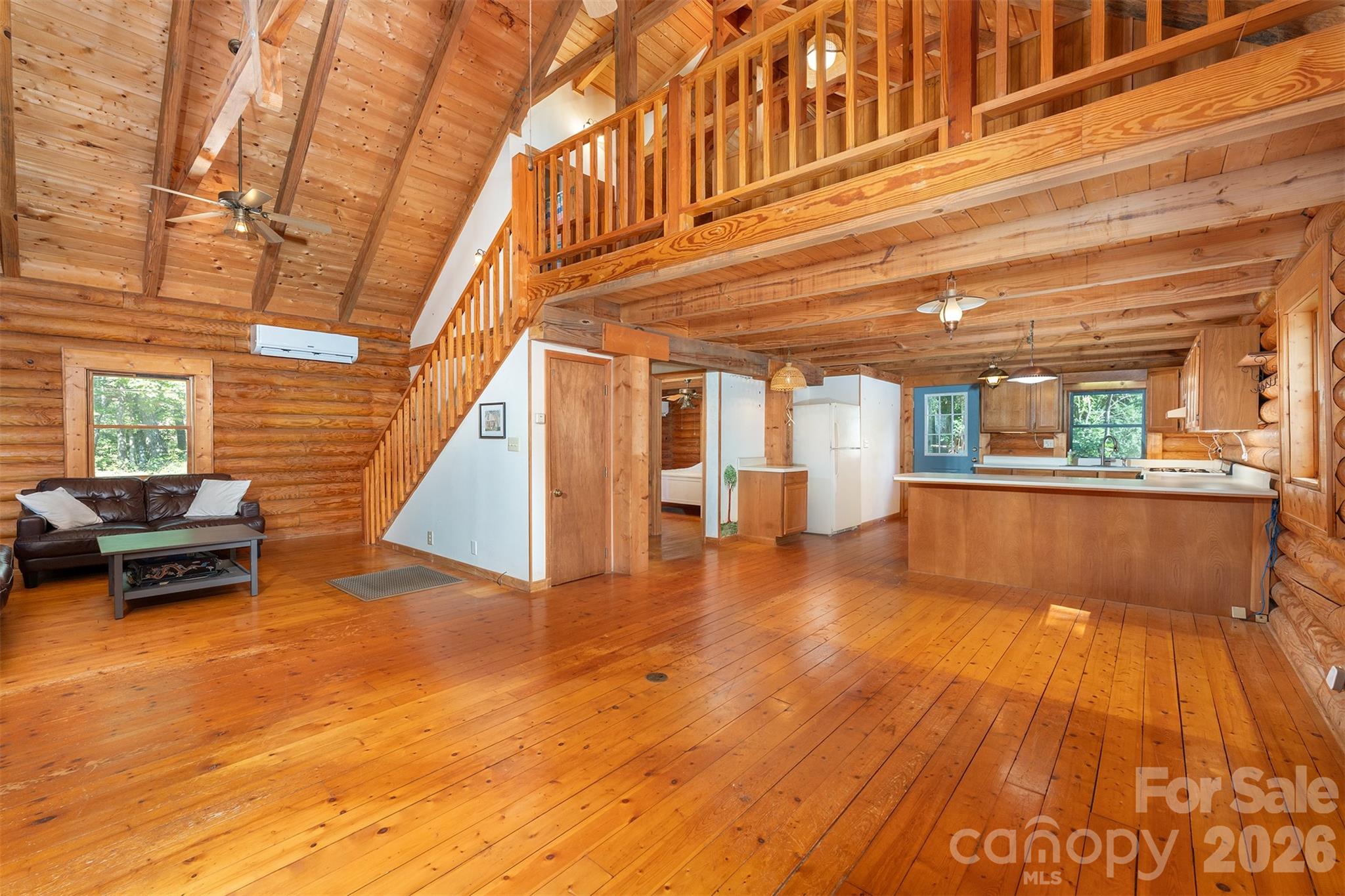 157 Spring Valley Drive — Union Mills