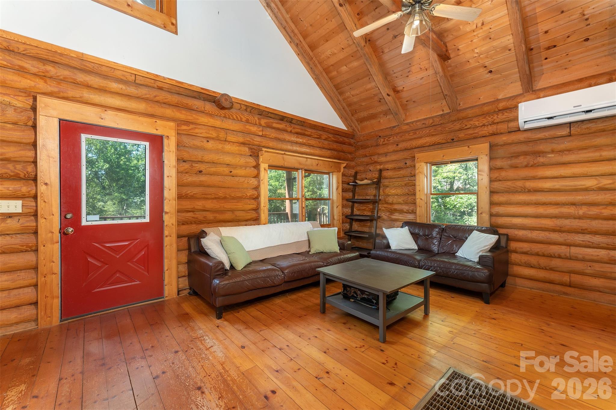 157 Spring Valley Drive — Union Mills