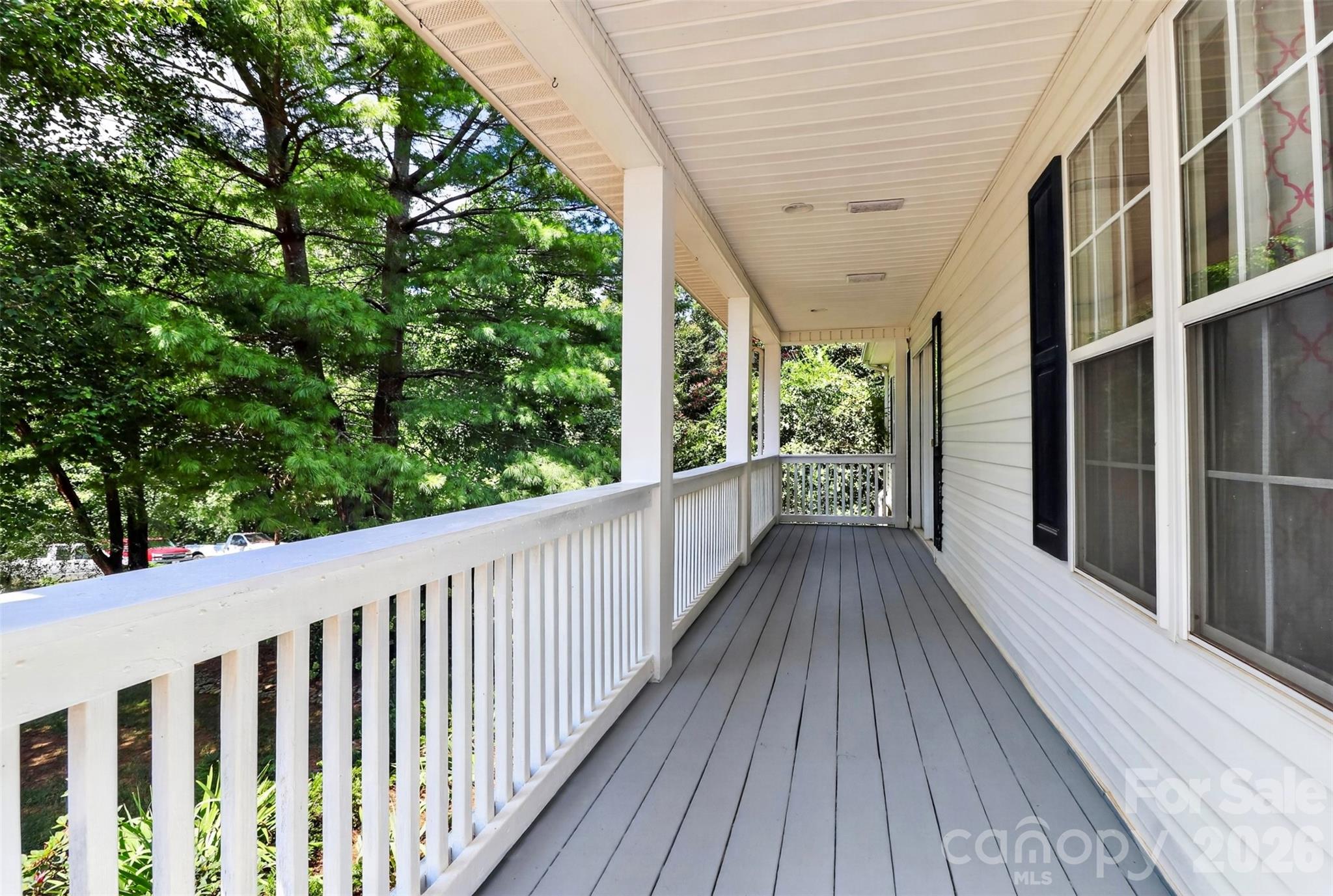 176 Toucan Road — Mooresville