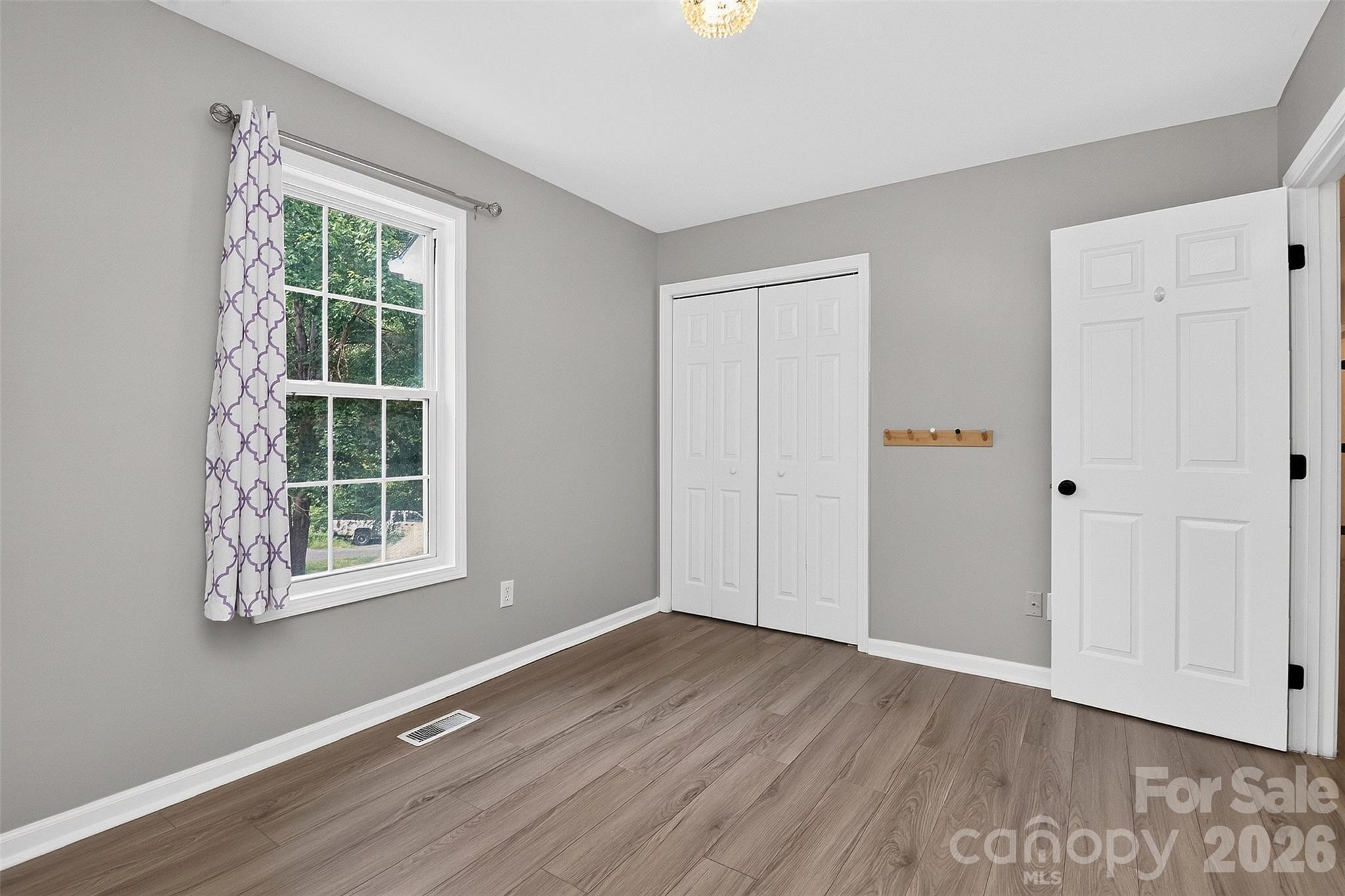 176 Toucan Road — Mooresville