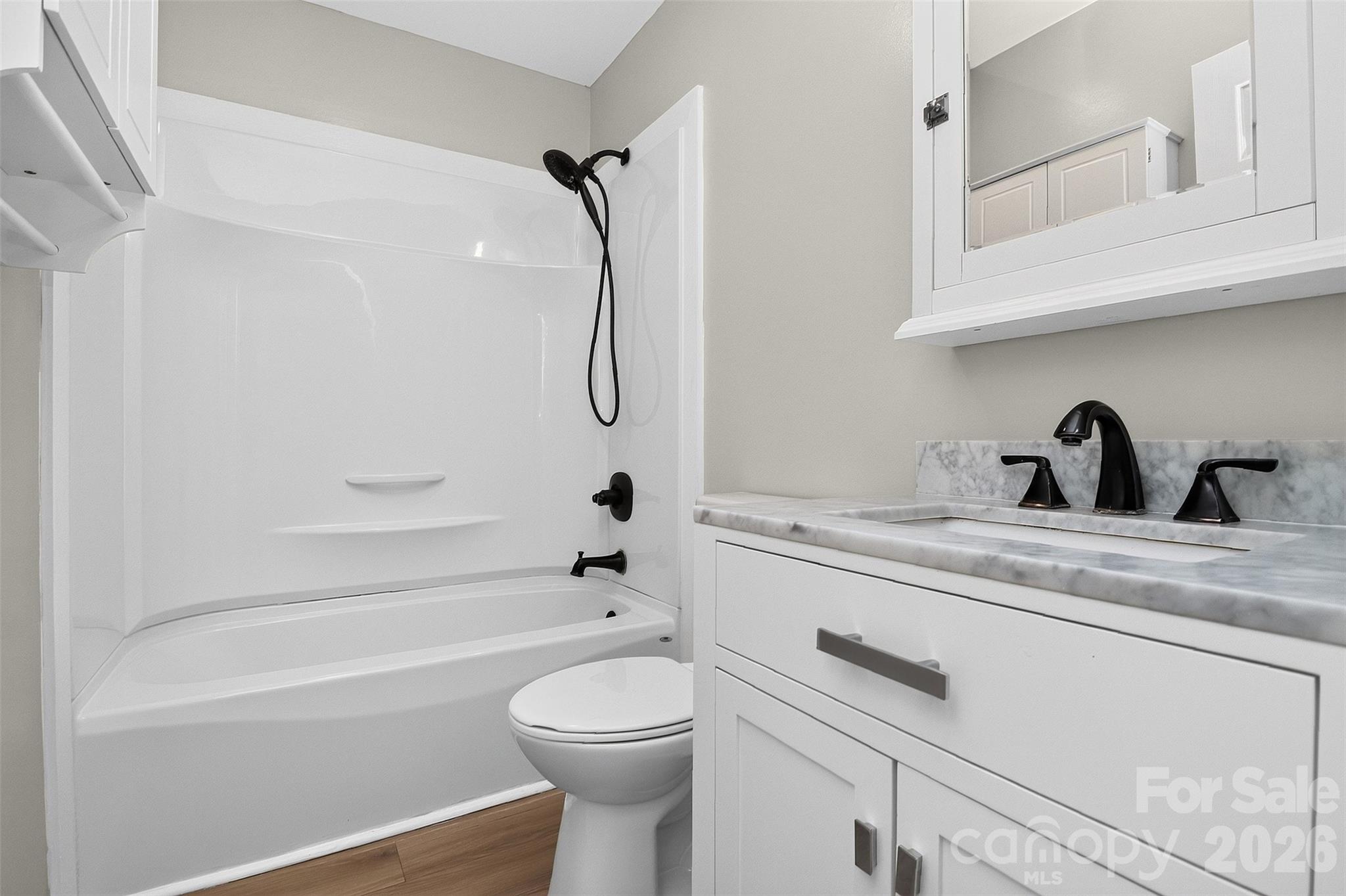 176 Toucan Road — Mooresville