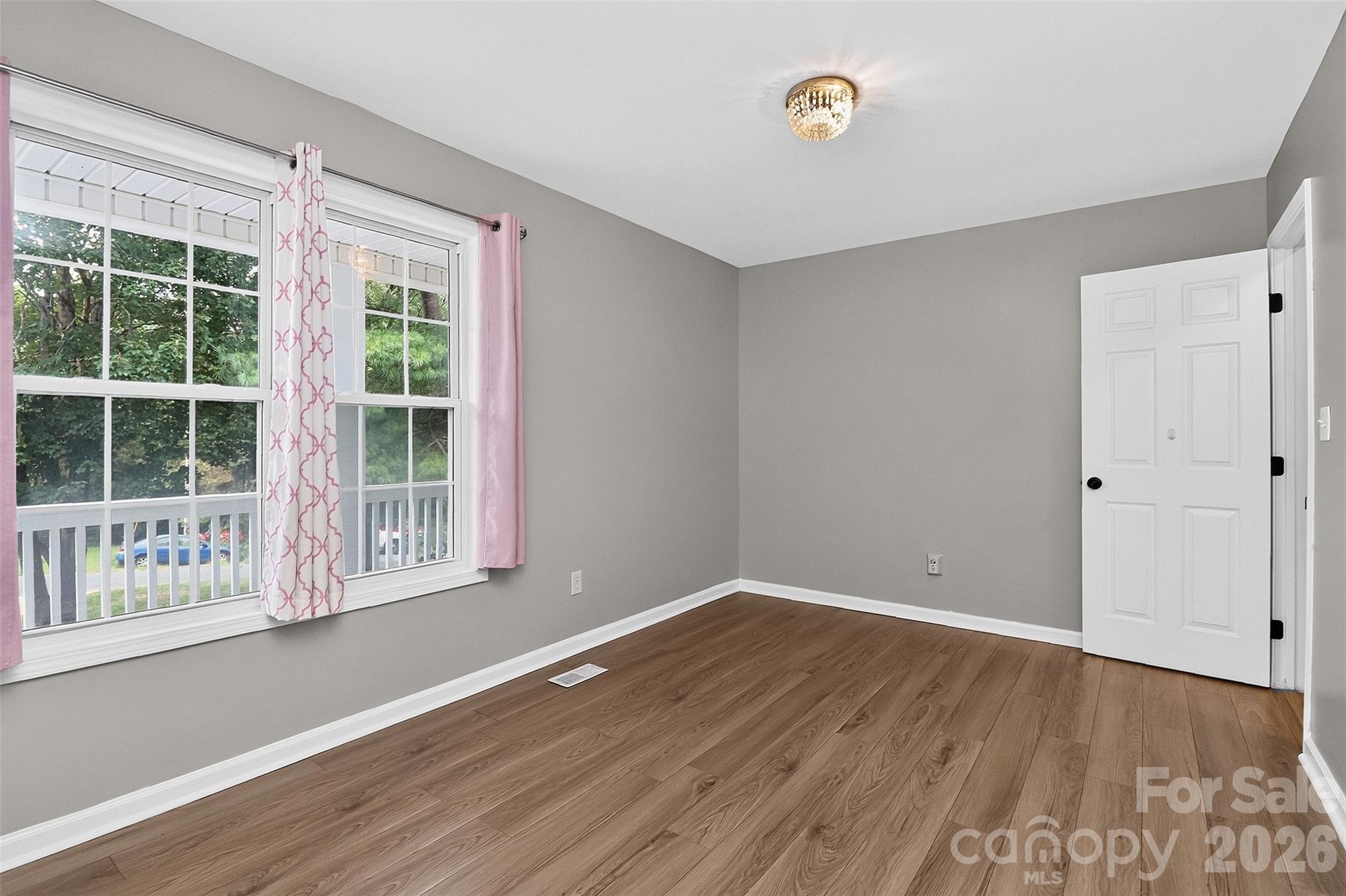 176 Toucan Road — Mooresville