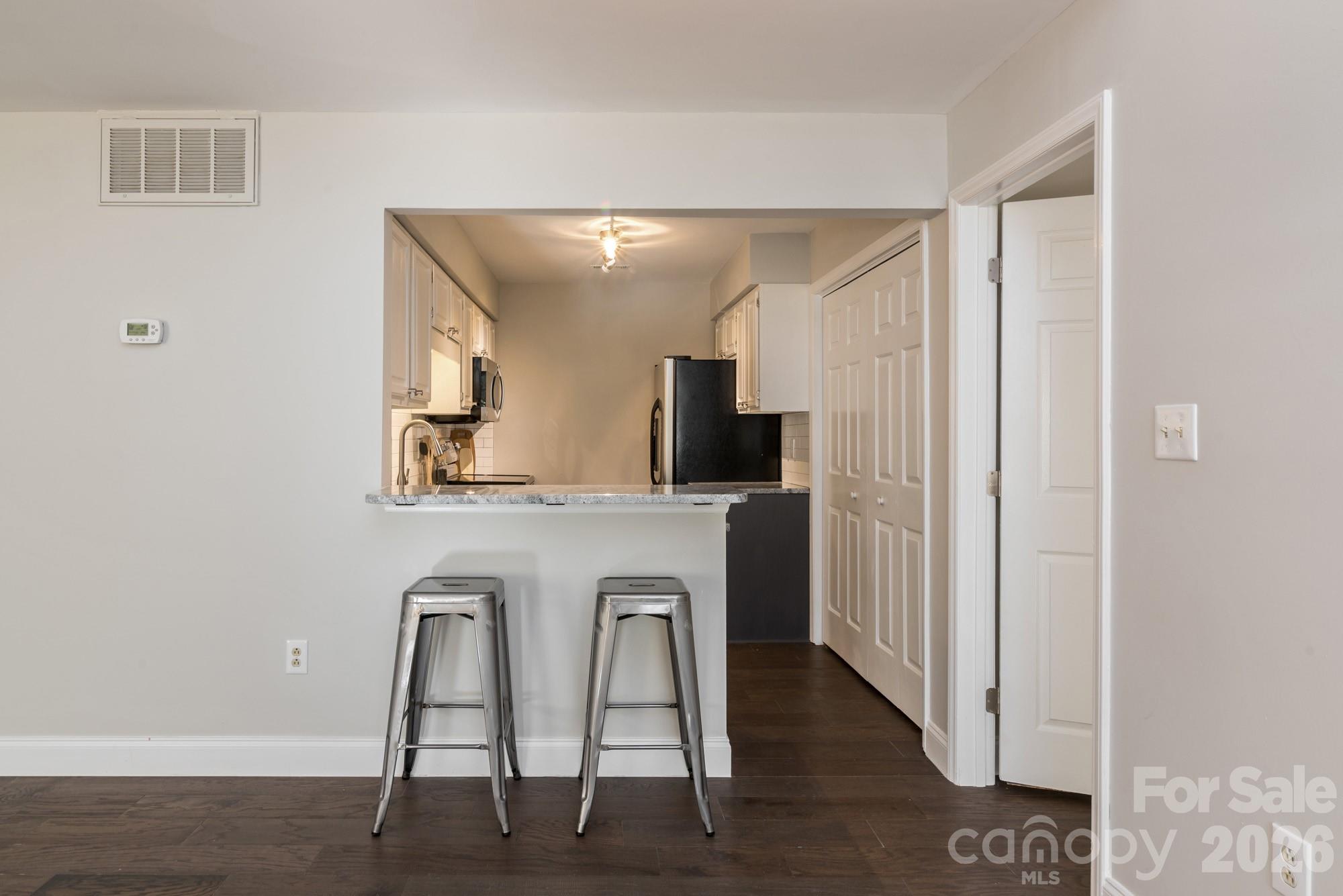5001 Sharon Road #C — Charlotte