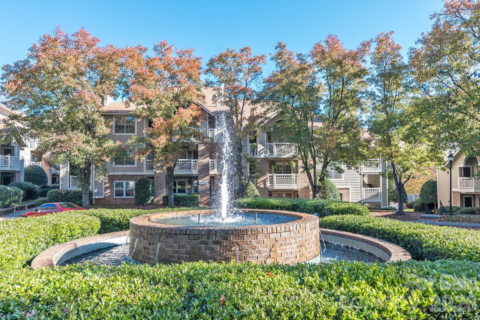 5001 Sharon Road #C — Charlotte