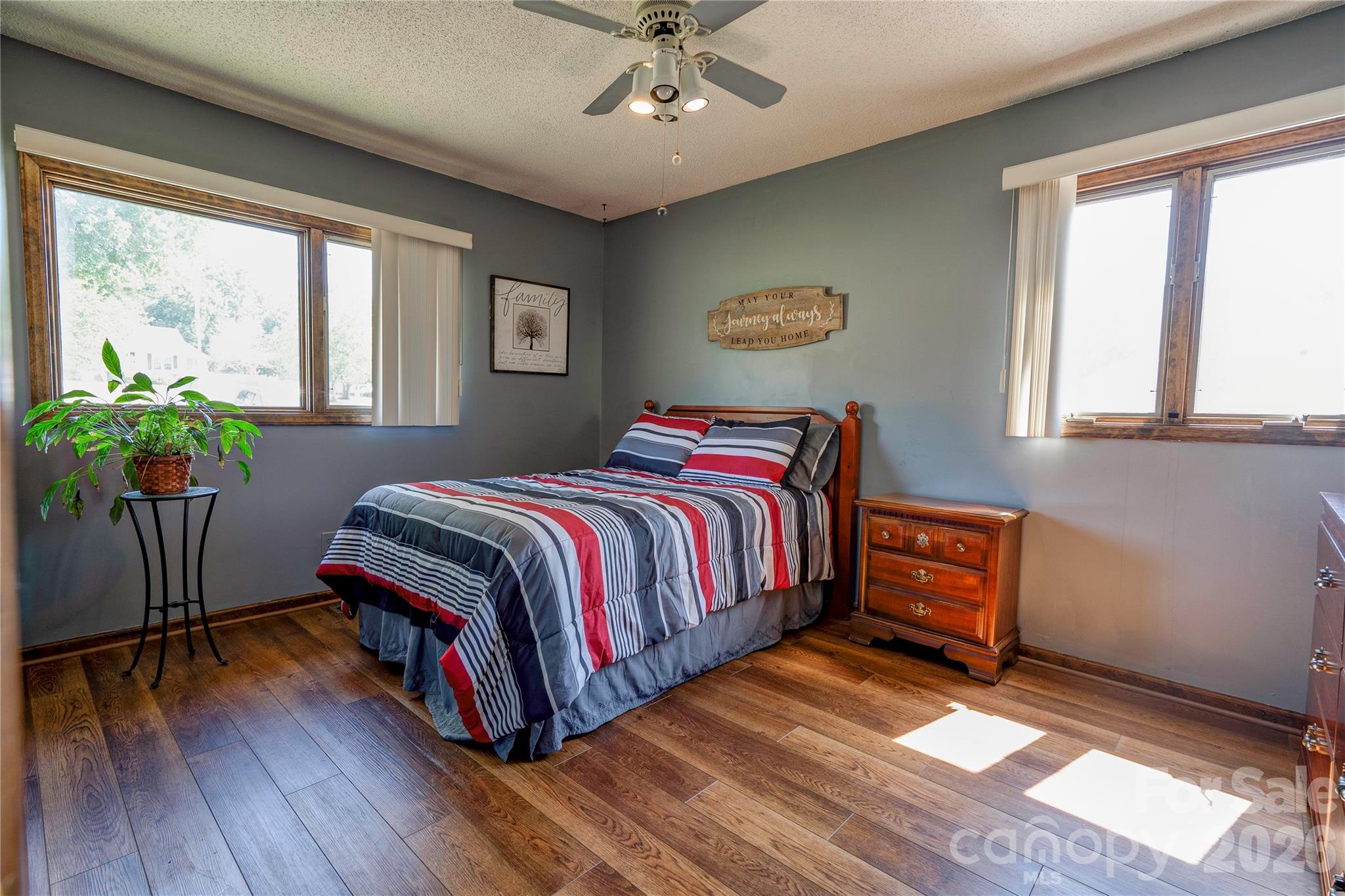 152 North Shore Drive — Cherryville