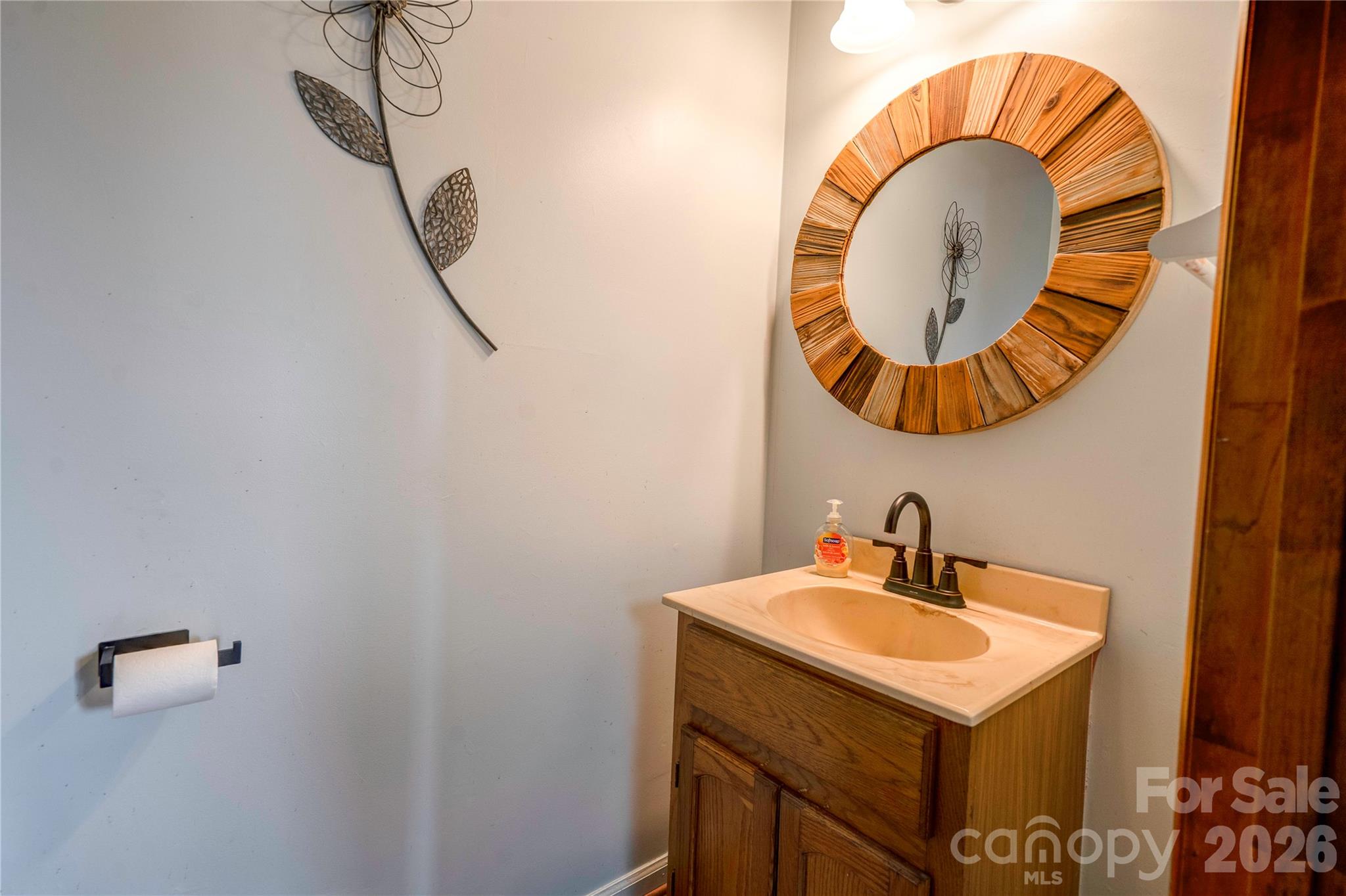 152 North Shore Drive — Cherryville
