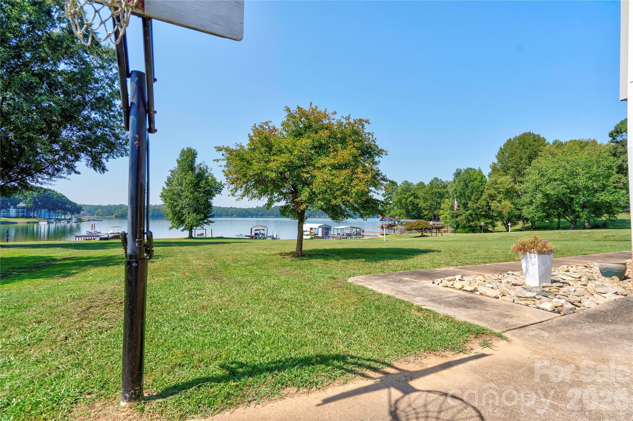 152 North Shore Drive — Cherryville