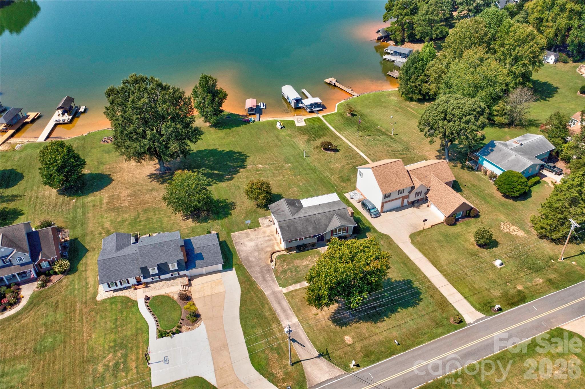 152 North Shore Drive — Cherryville
